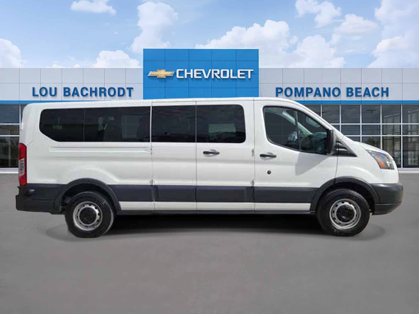 2018 Ford Transit Passenger Wagon XL