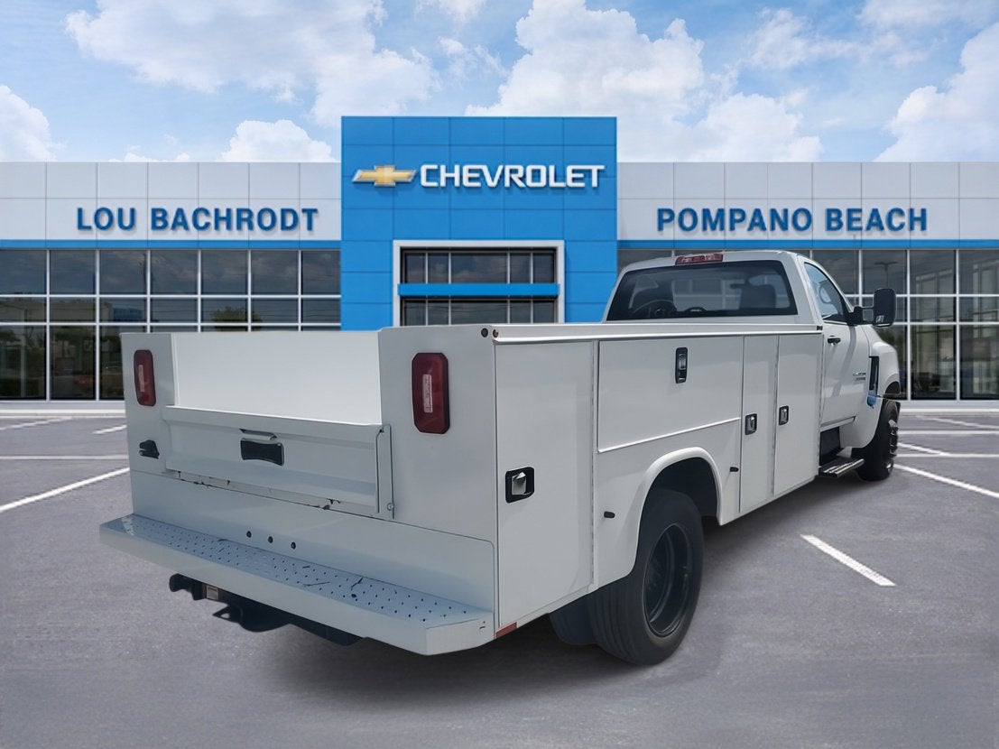 2024 Chevrolet Silverado 5500 HD Work Truck