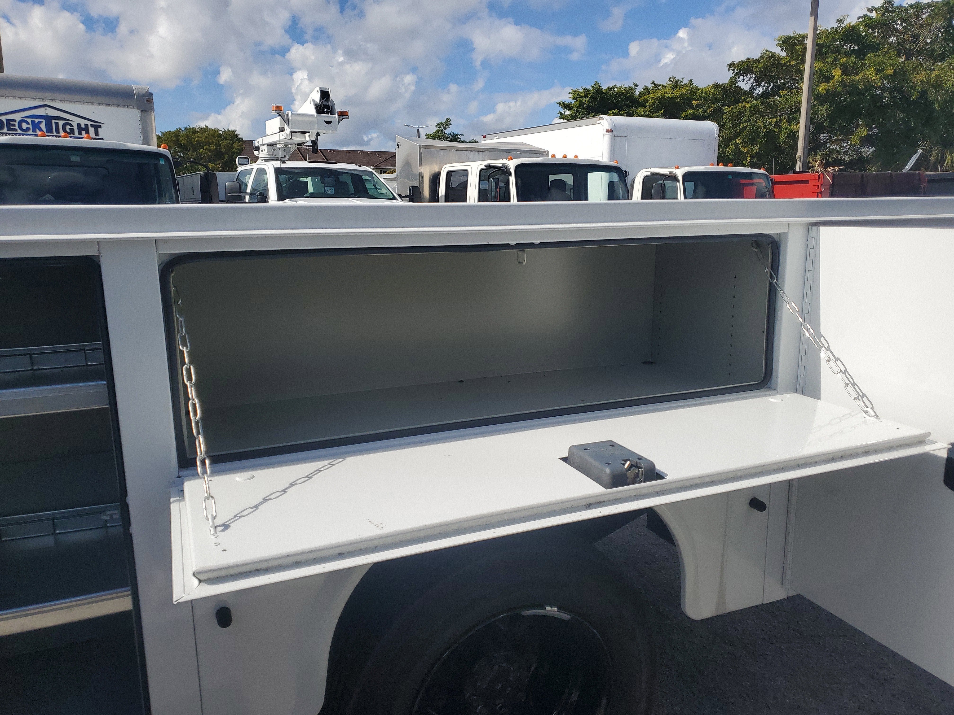 2024 Chevrolet Silverado 5500 HD Work Truck