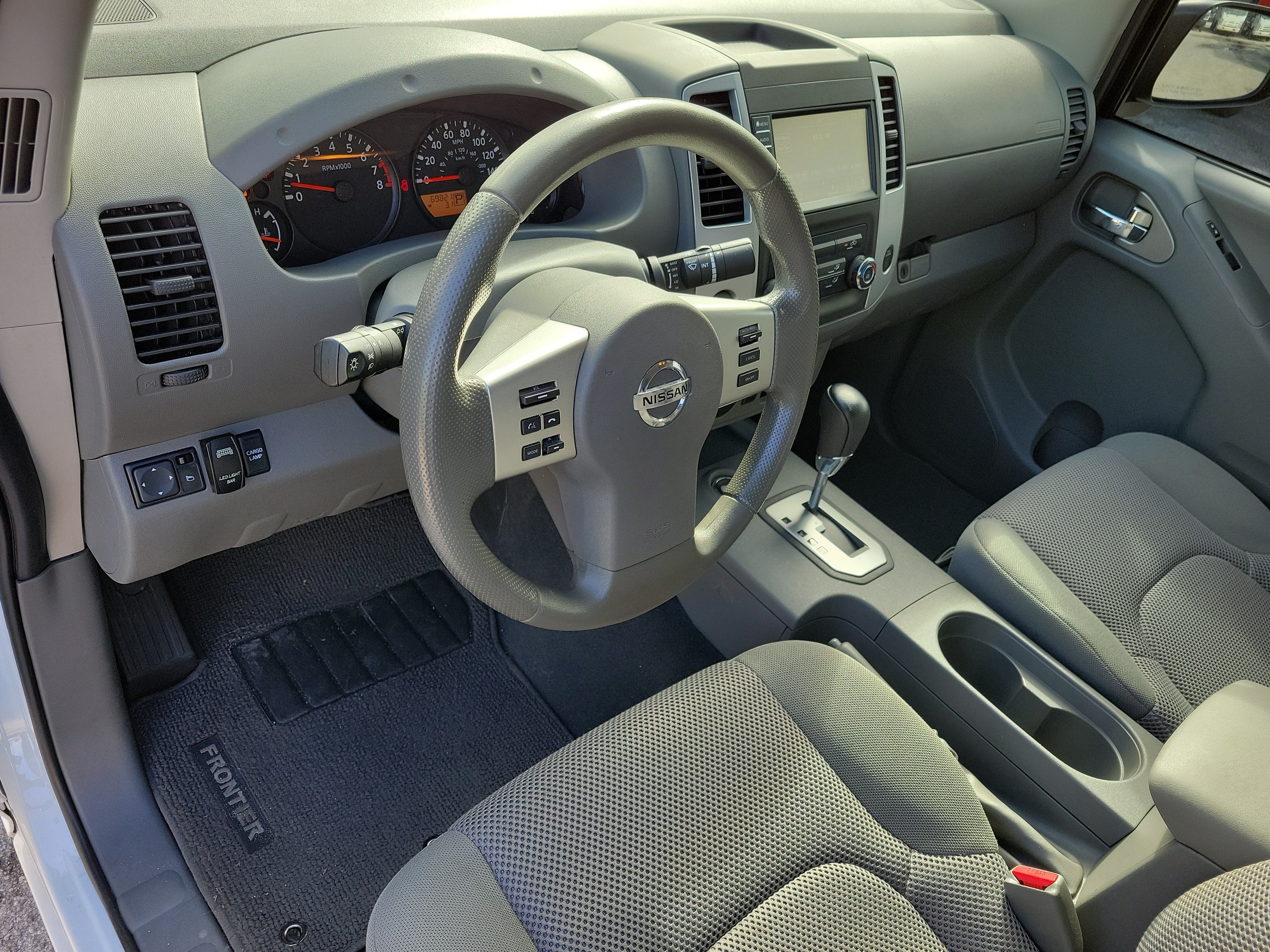 2020 Nissan Frontier SV