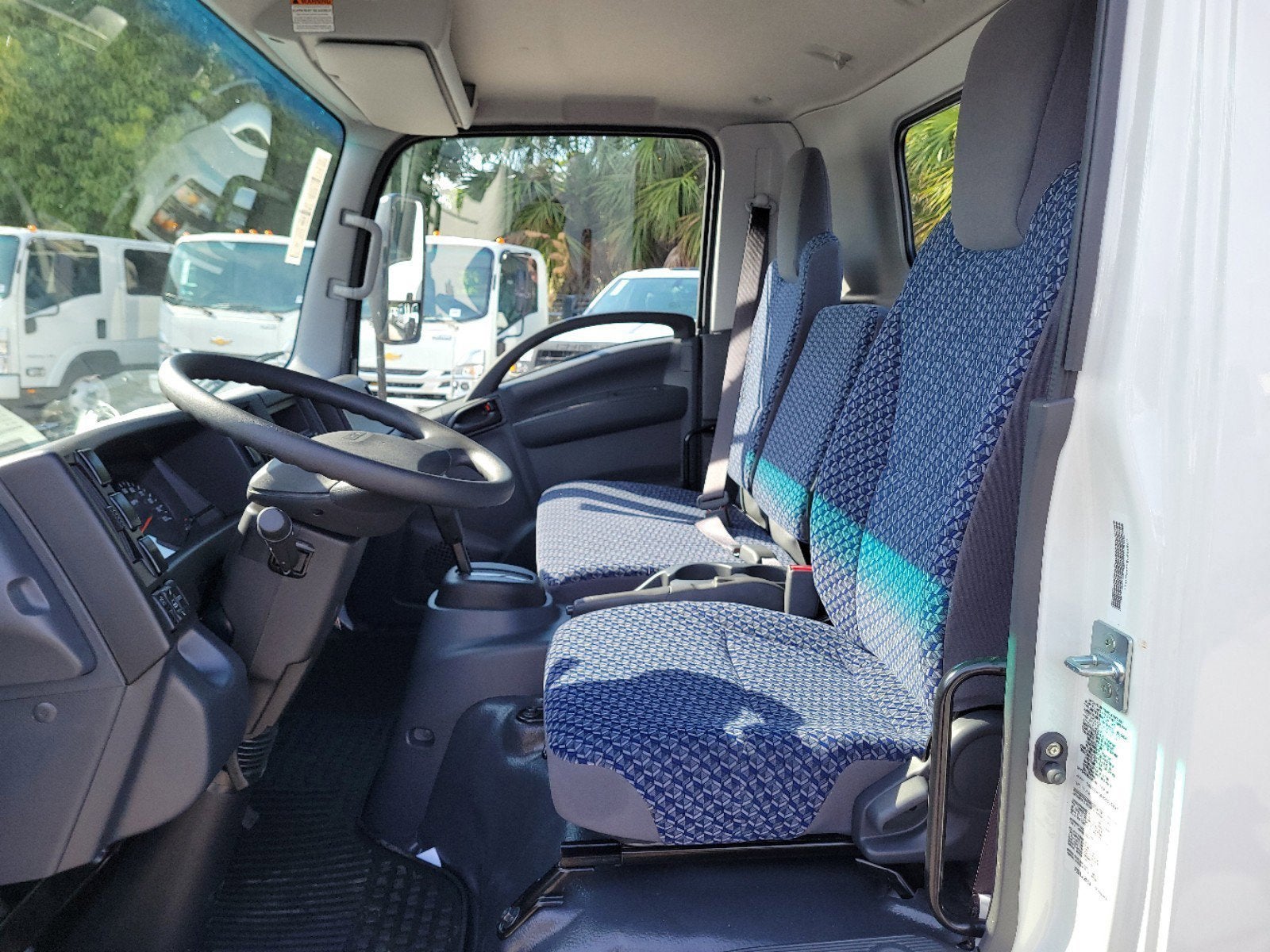 2025 Chevrolet Low Cab Forward 3500 HG Base