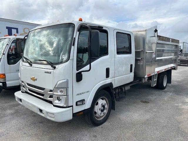 2025 Chevrolet Low Cab Forward 4500 HG Base
