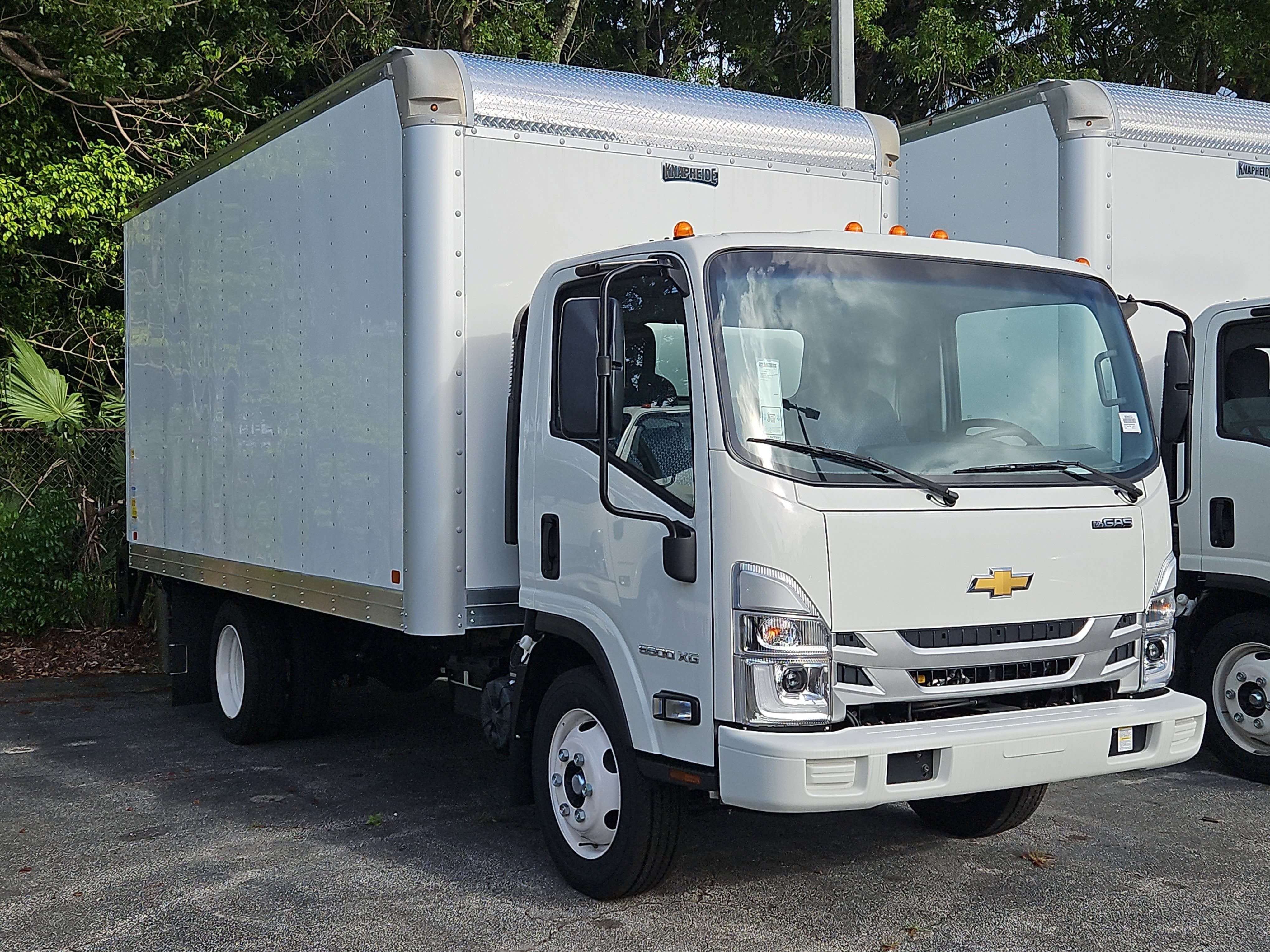 2025 Chevrolet Low Cab Forward 5500 XG Base