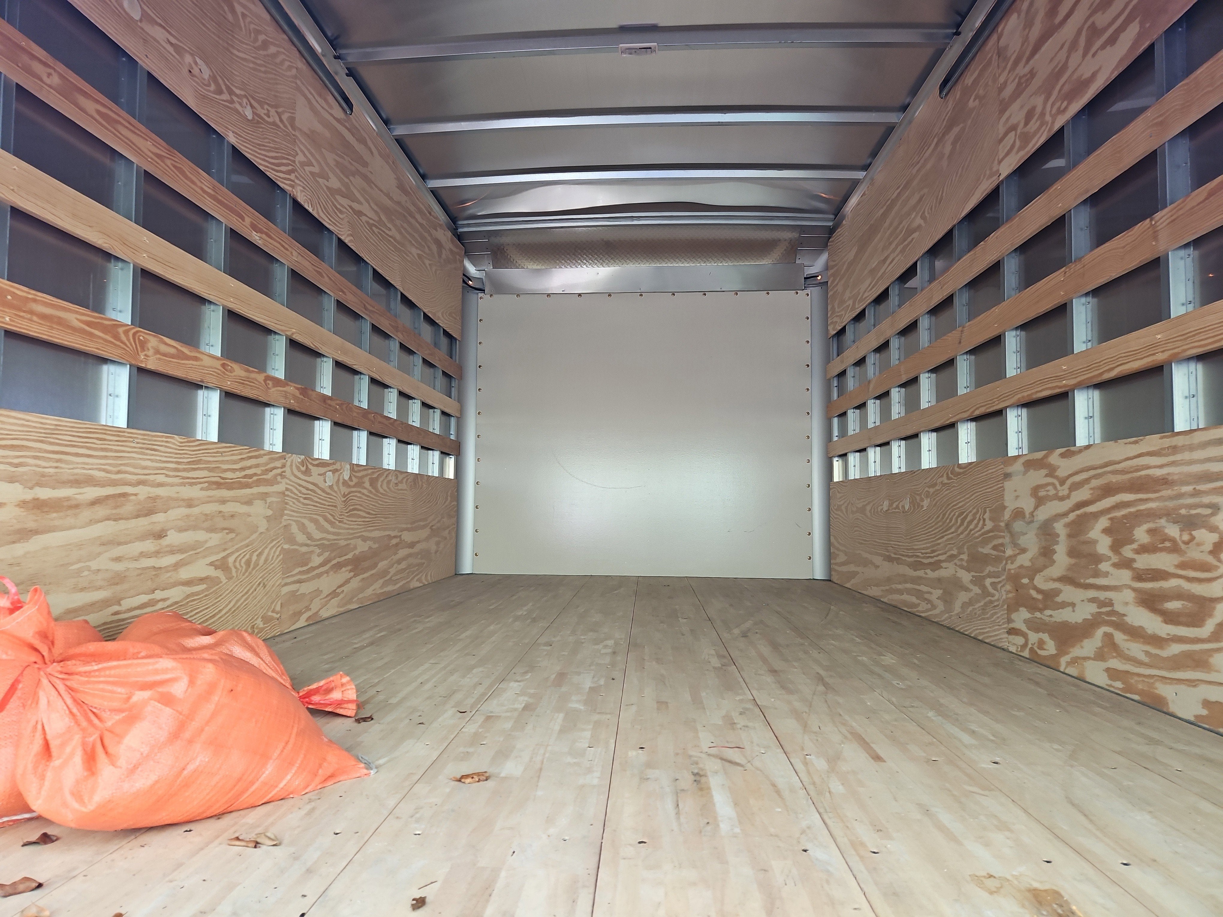 2025 Chevrolet Low Cab Forward 5500 XG Base