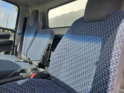 2025 Chevrolet Low Cab Forward 5500 XG Base