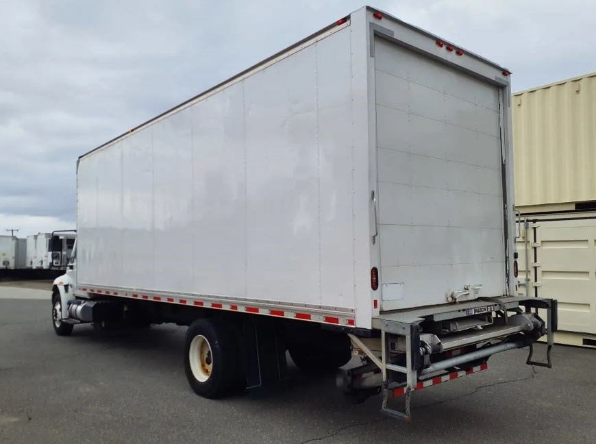 2019 INTERNATIONAL 4300 Base
