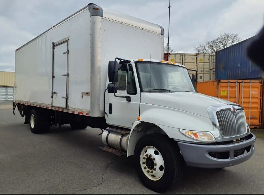 2019 INTERNATIONAL 4300 Base