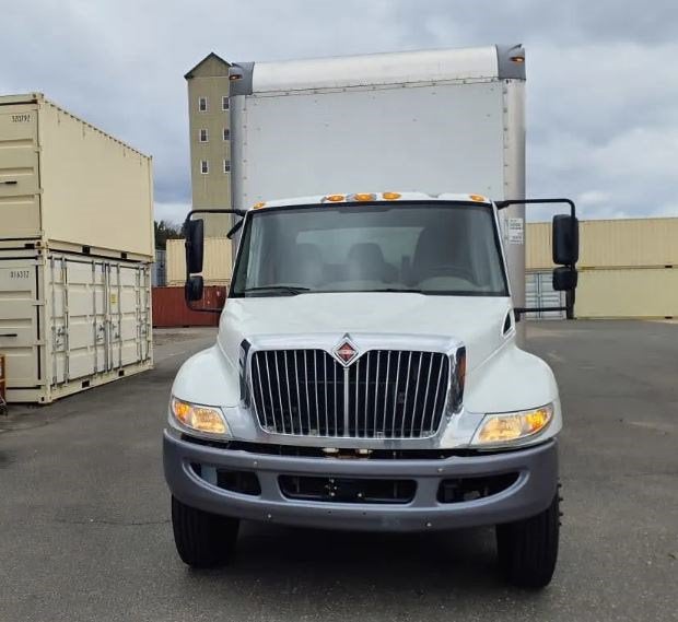 2019 INTERNATIONAL 4300 Base