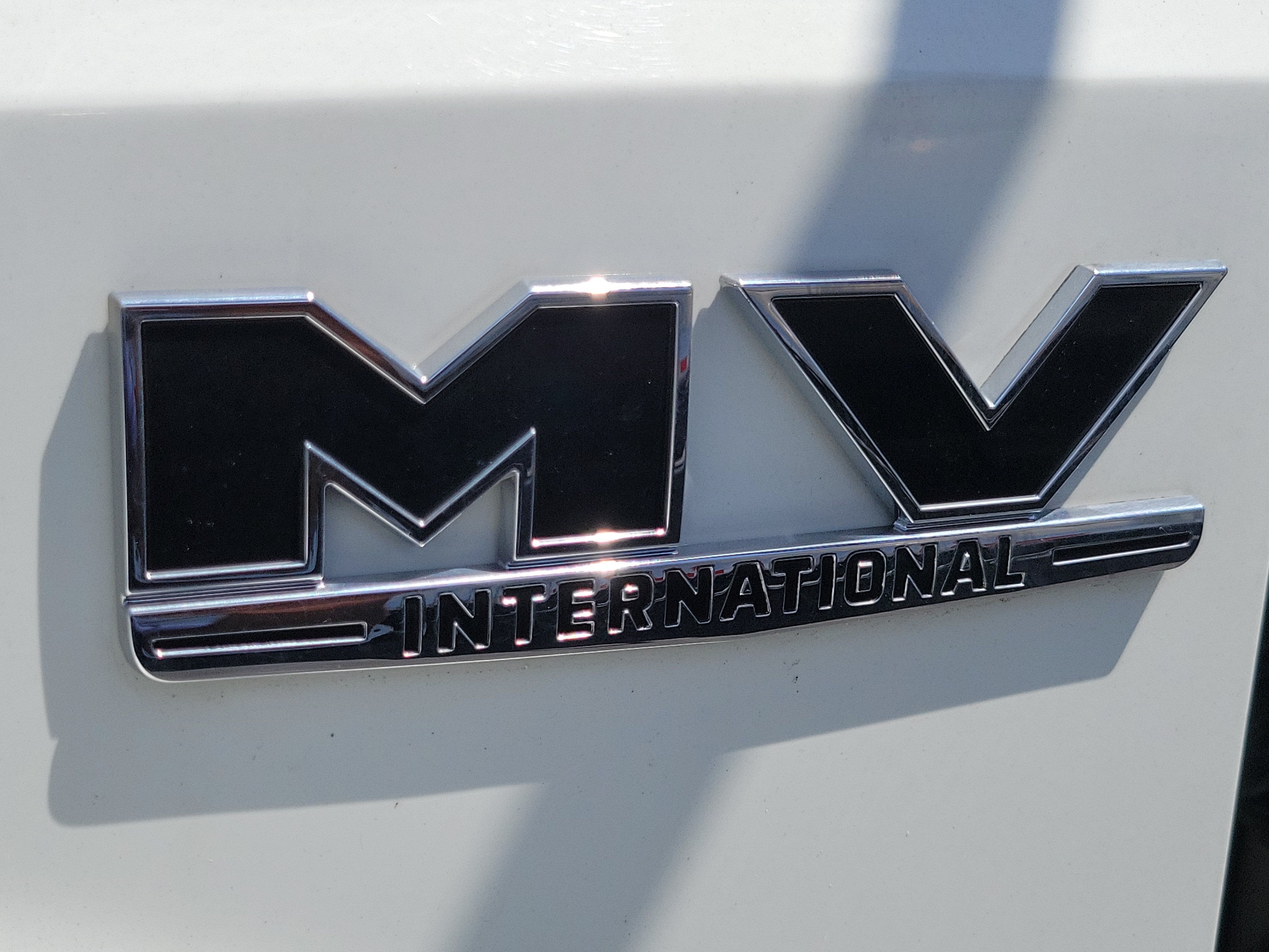 2020 INTERNATIONAL MV607 Base