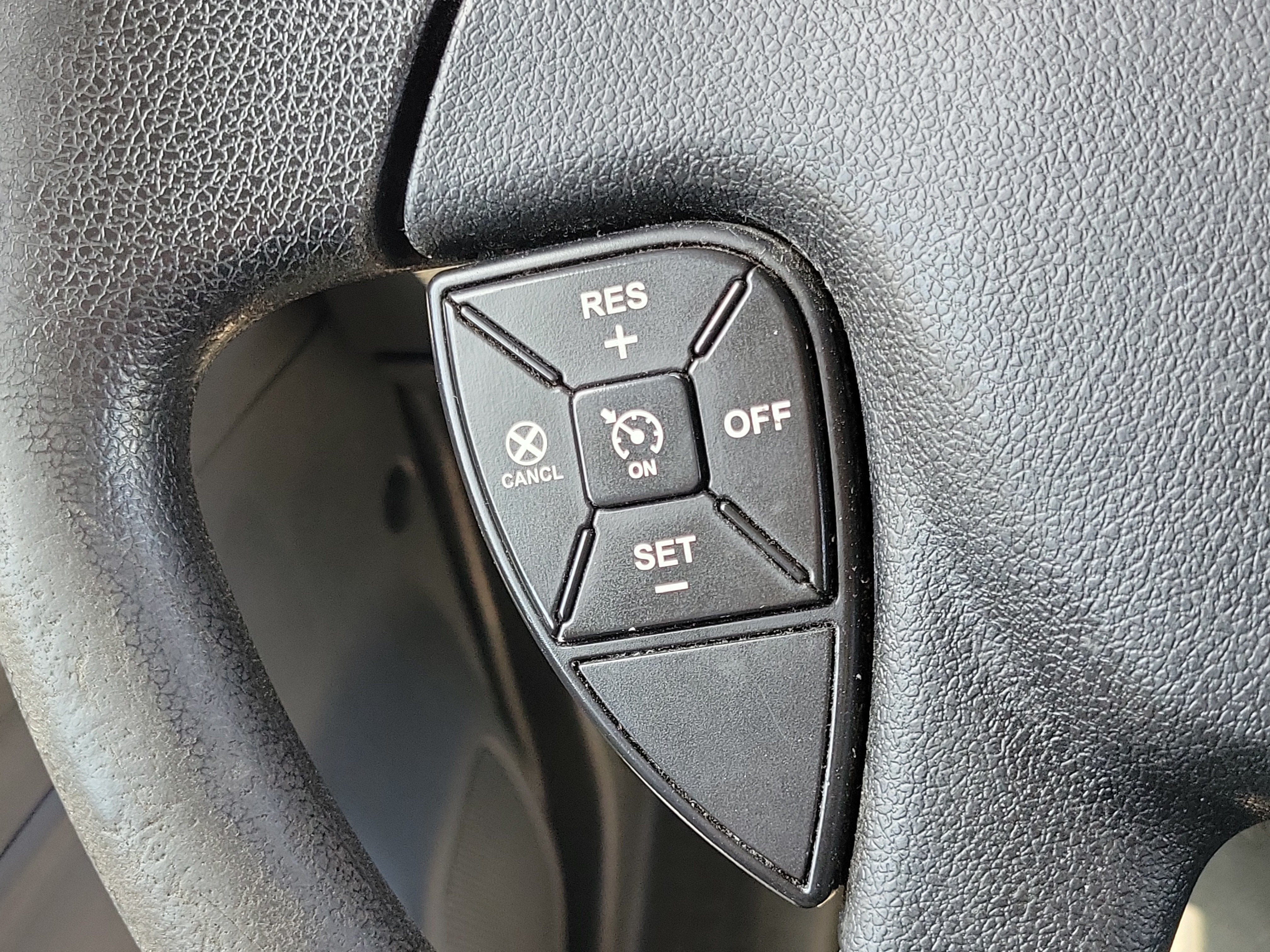 2020 INTERNATIONAL MV607 Base