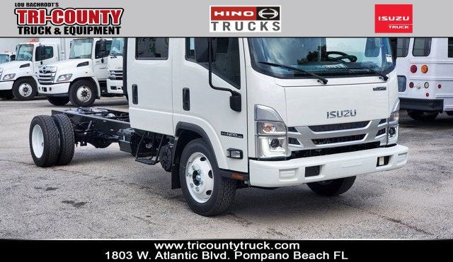 2027 Isuzu NPR Base