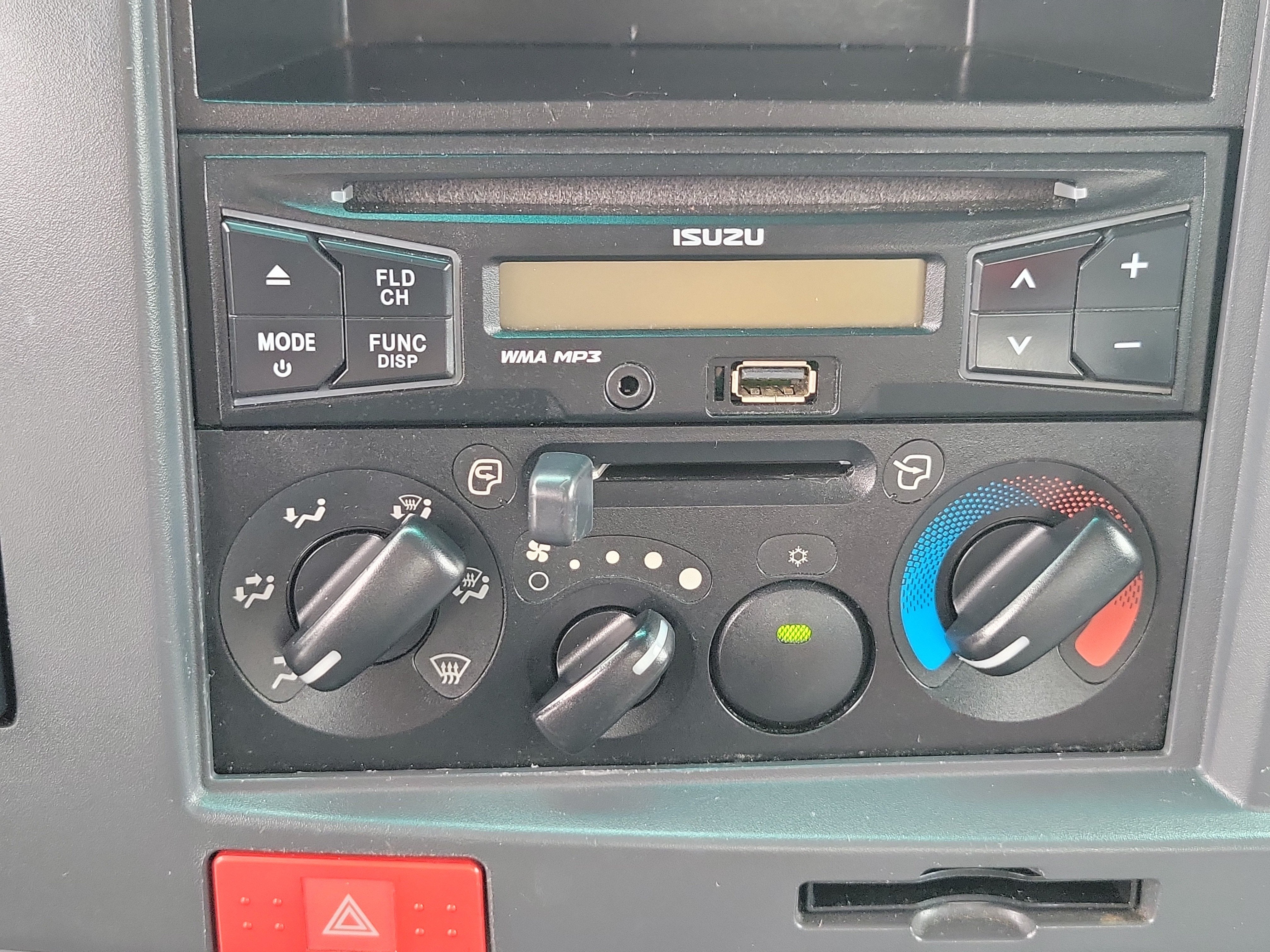 2016 ISUZU NPR Base