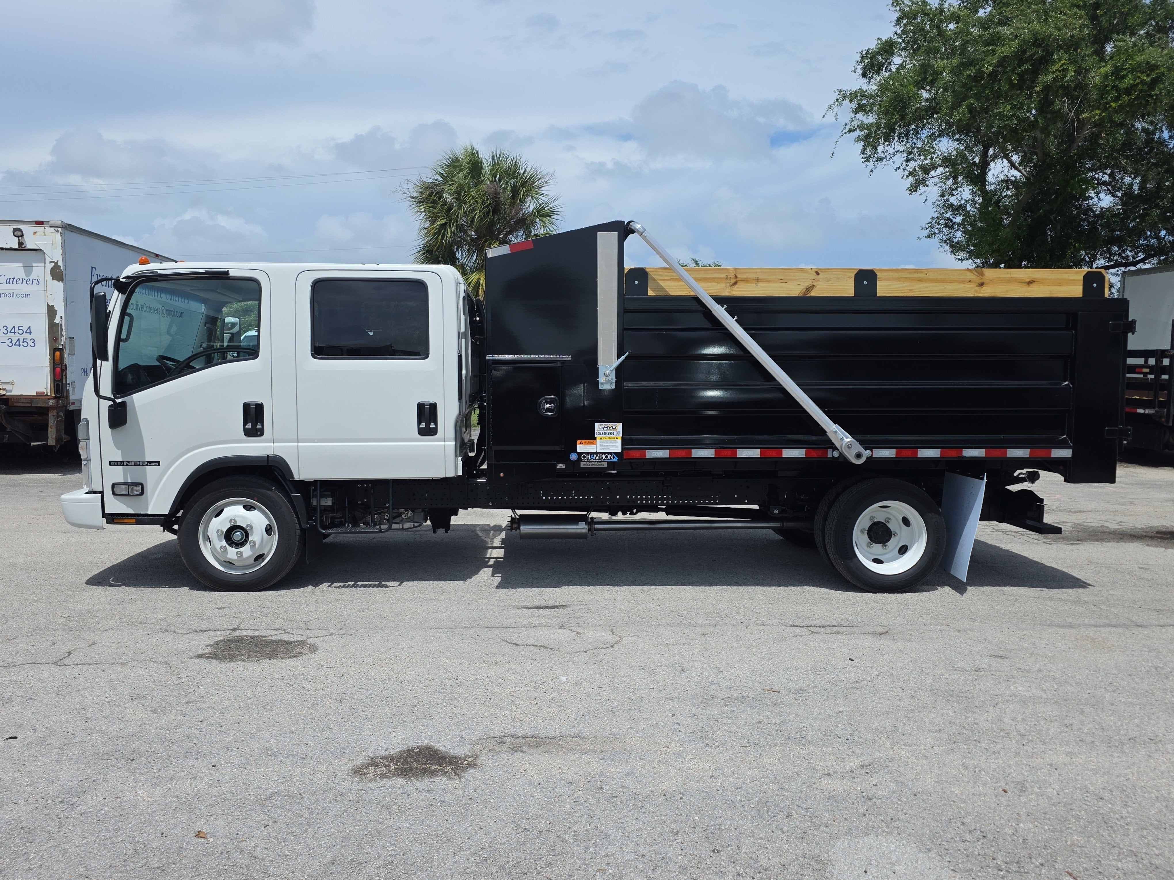 2026 Isuzu NPR HD Base