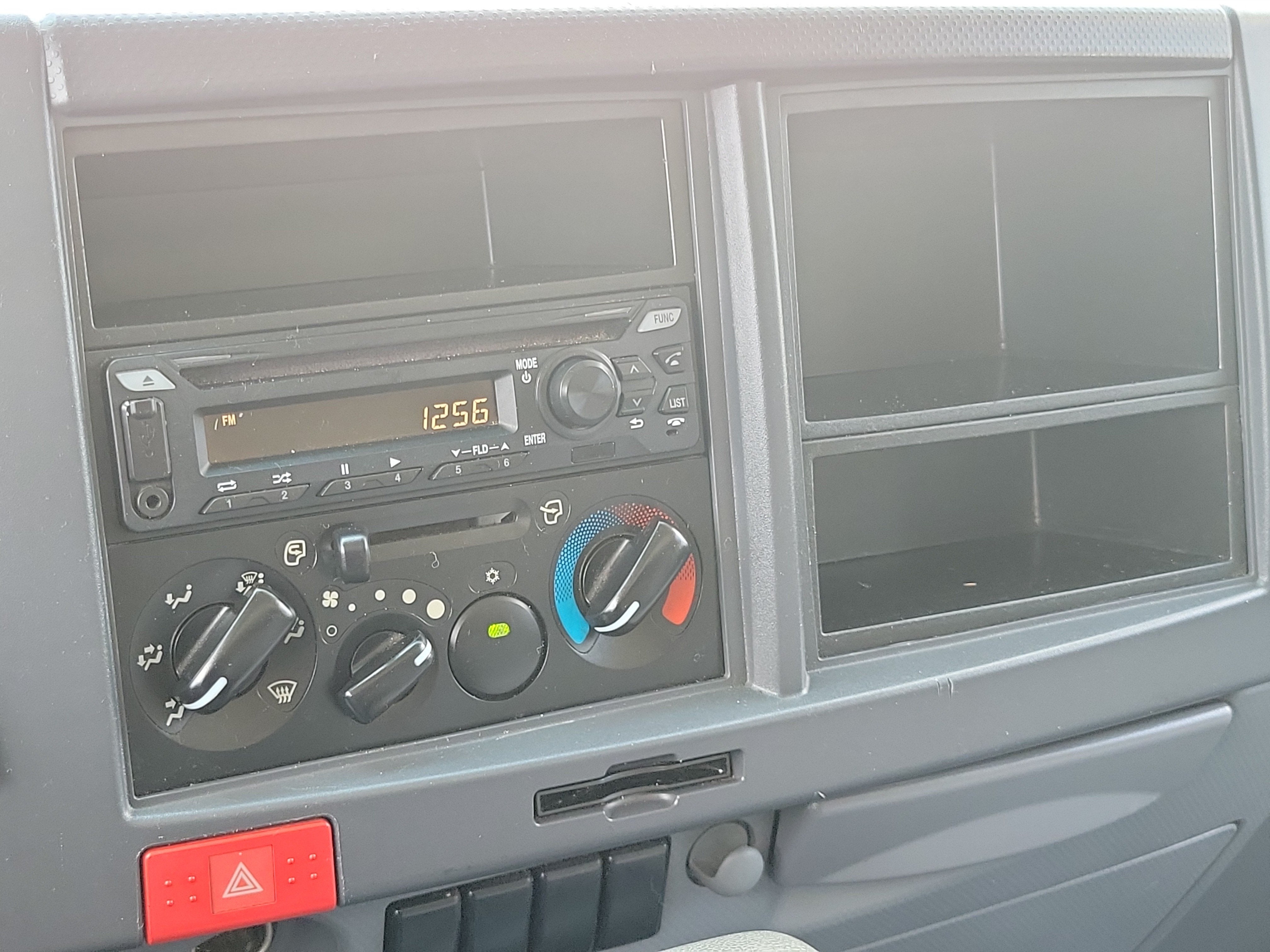 2021 Isuzu NPR HD Base