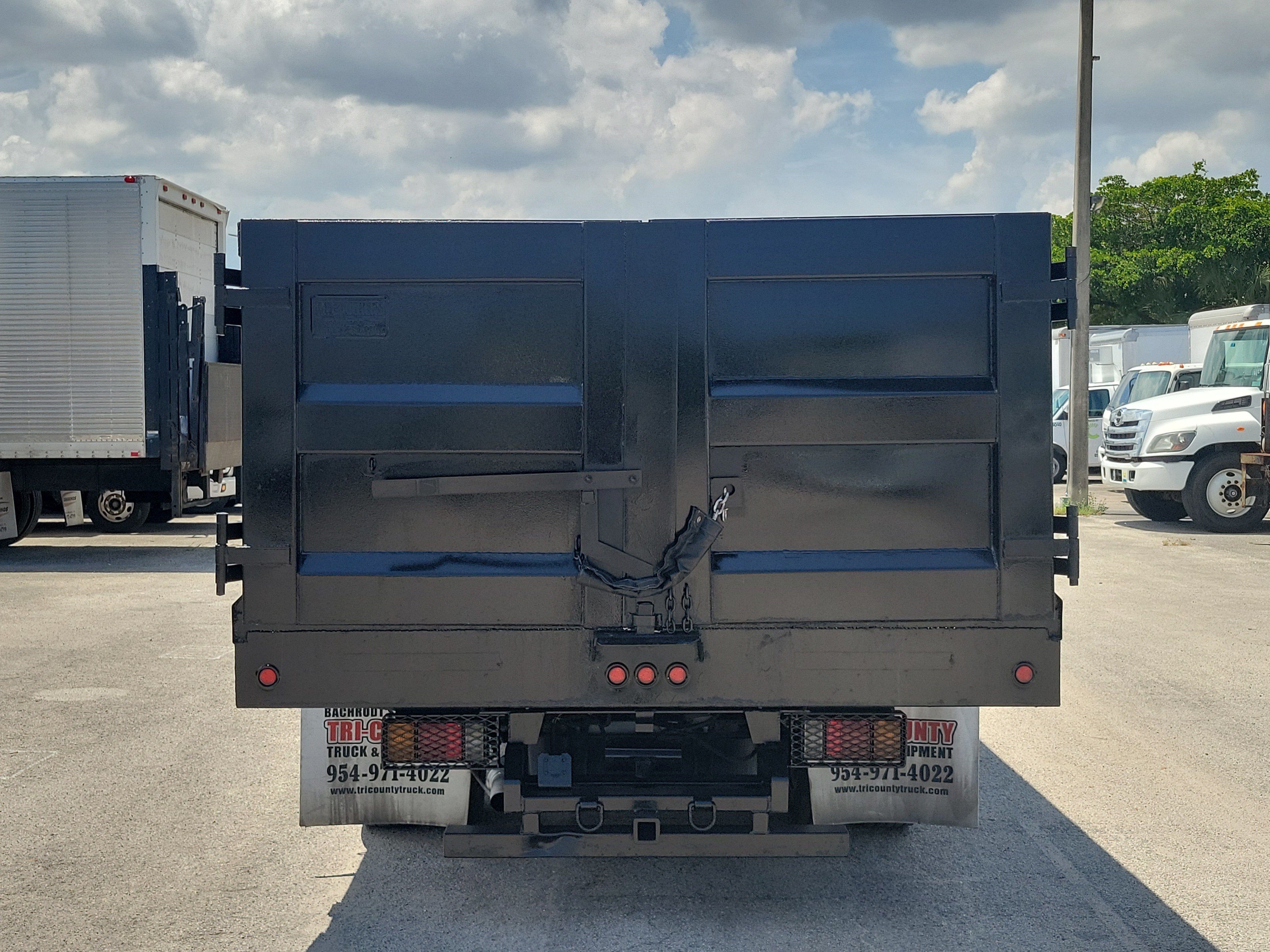 2021 Isuzu NPR HD Base