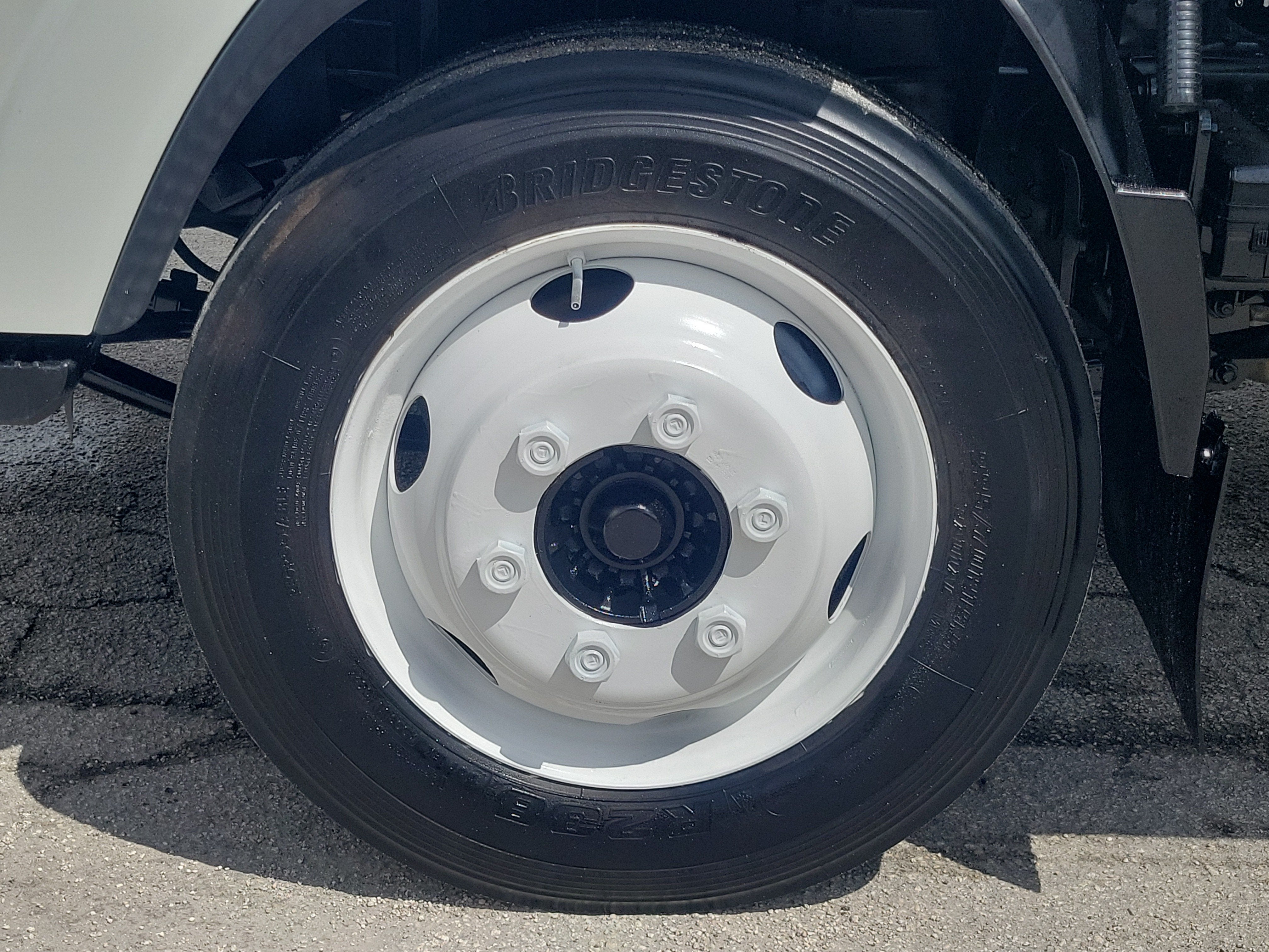 2018 ISUZU NPR Base