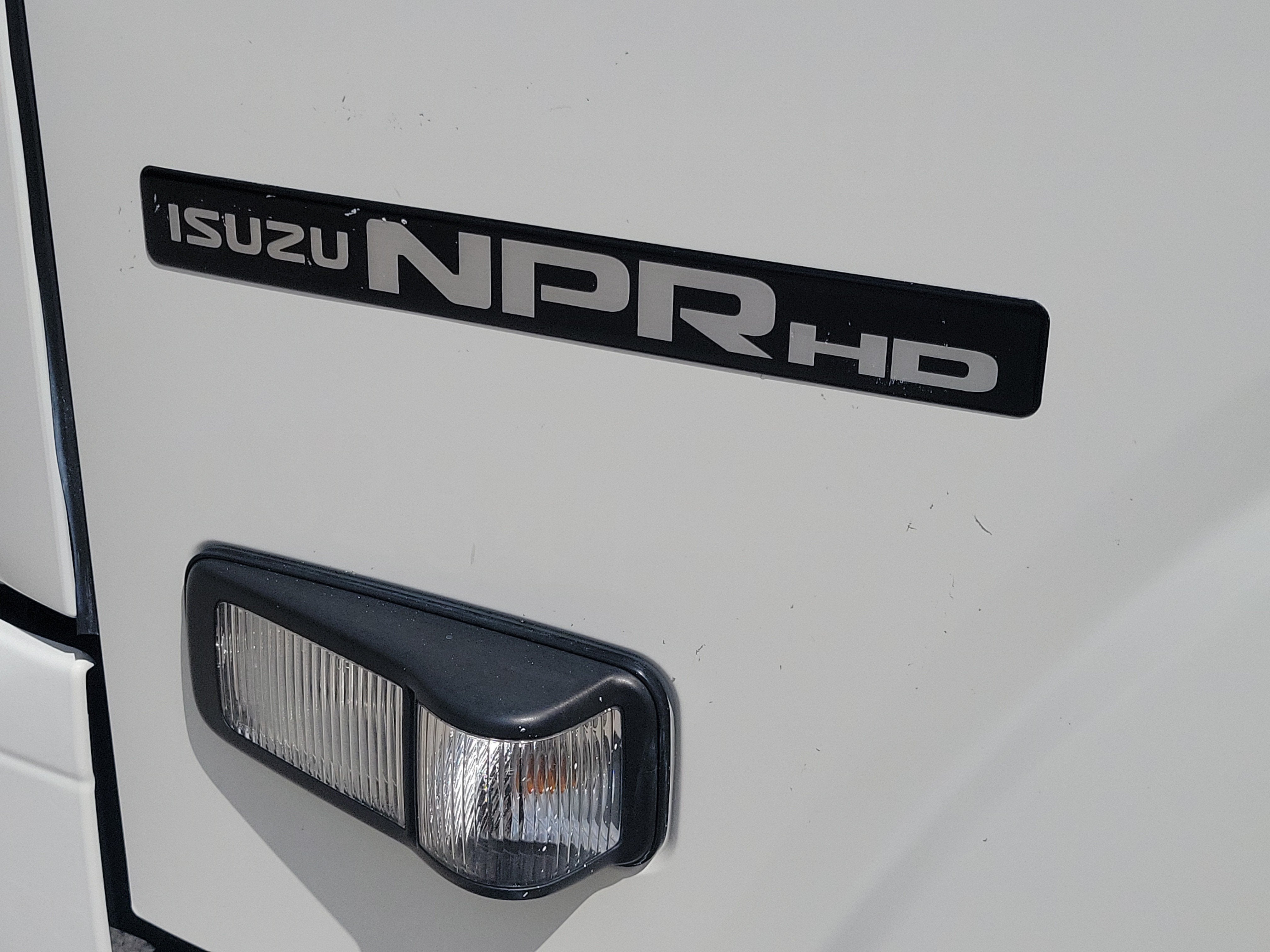 2018 ISUZU NPR Base