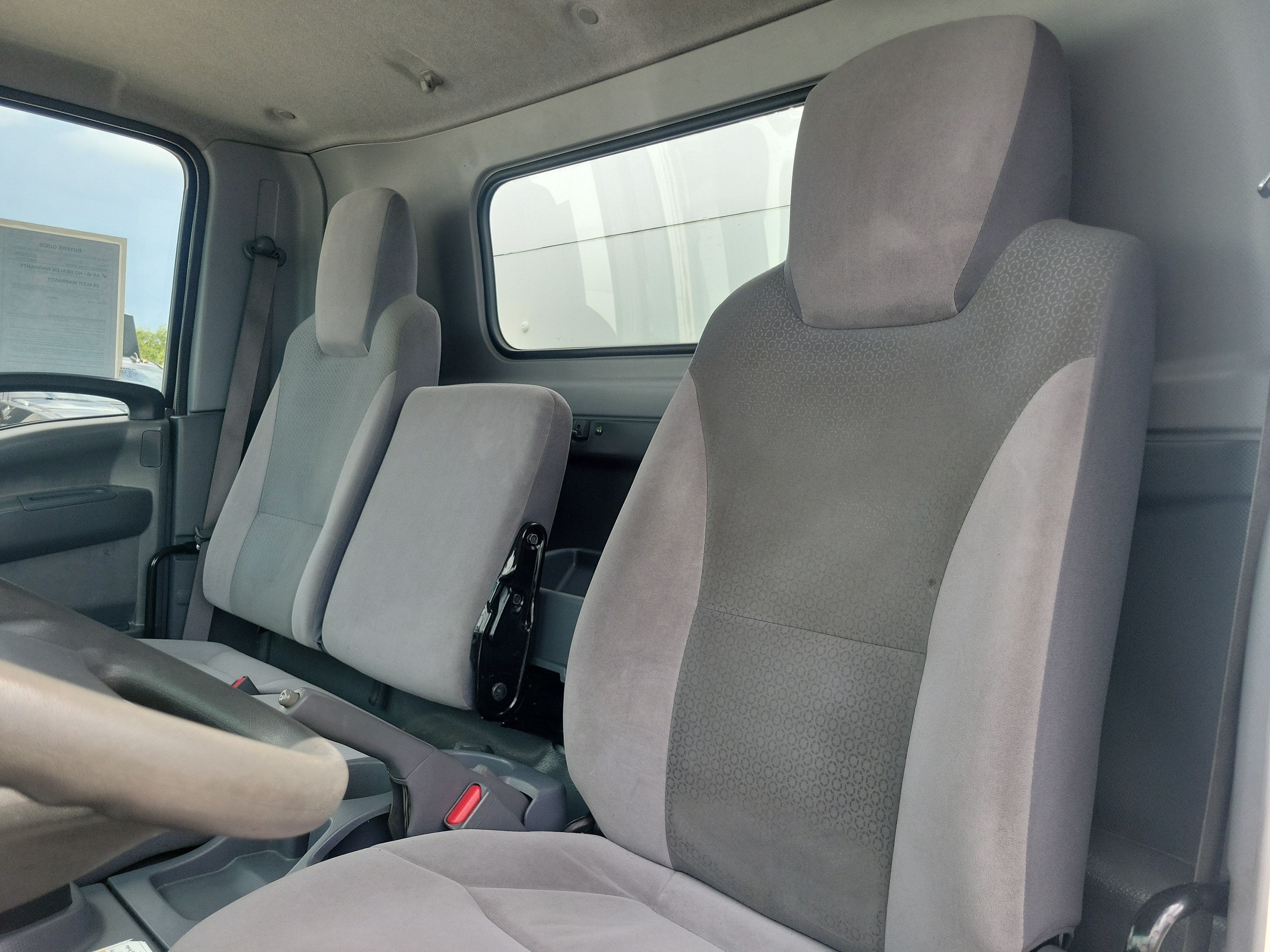 2018 ISUZU NPR Base