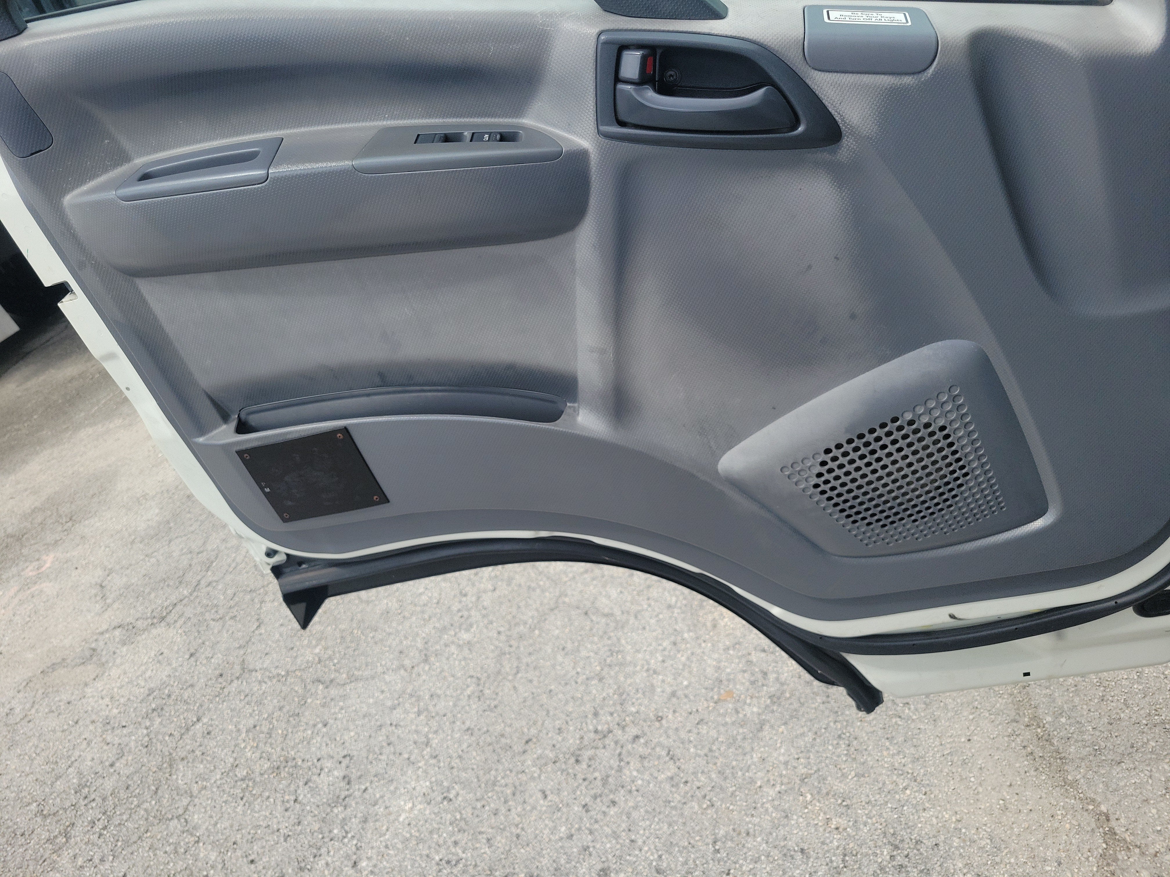 2018 ISUZU NPR Base