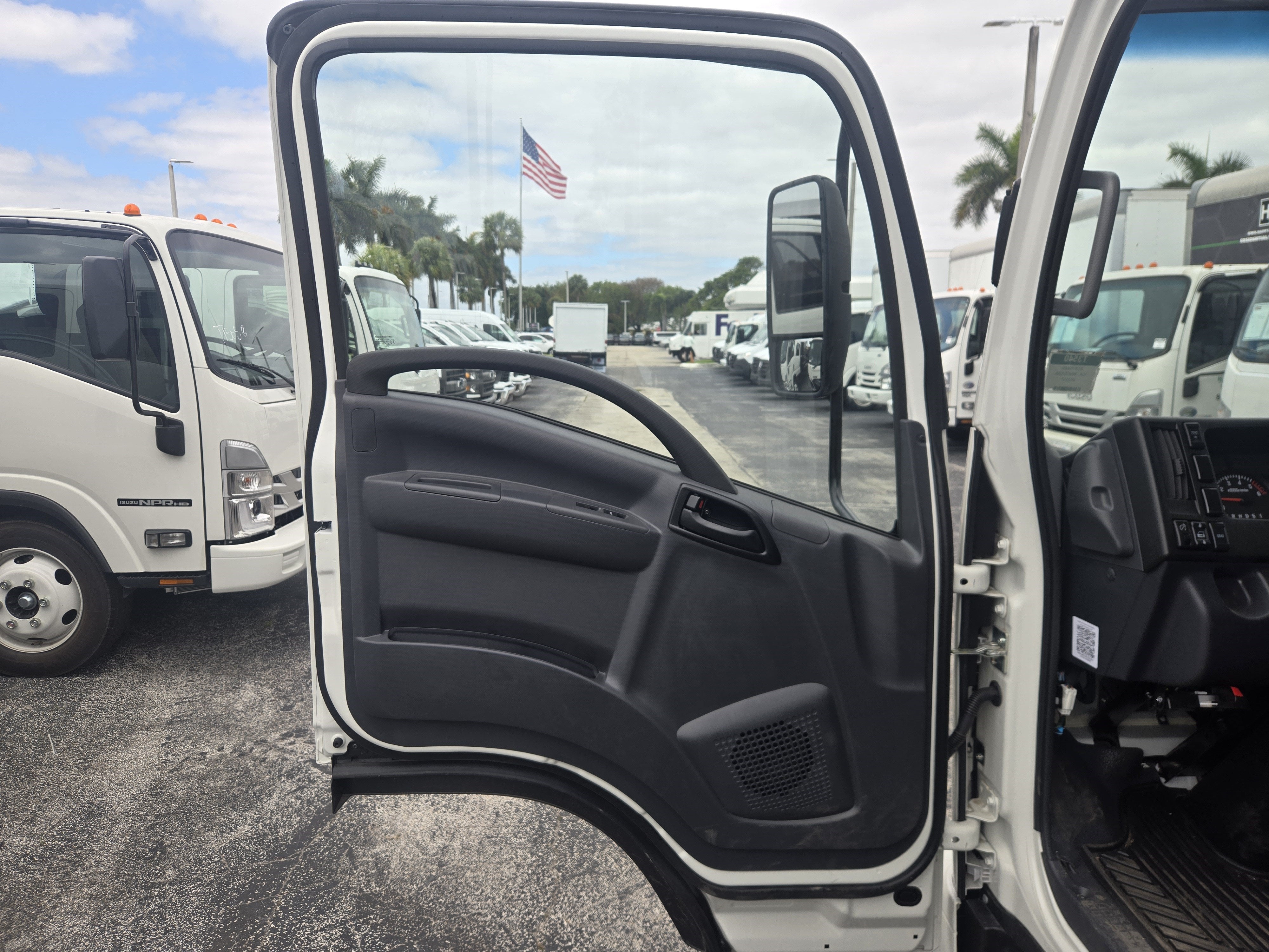 2026 Isuzu NPR HD Base