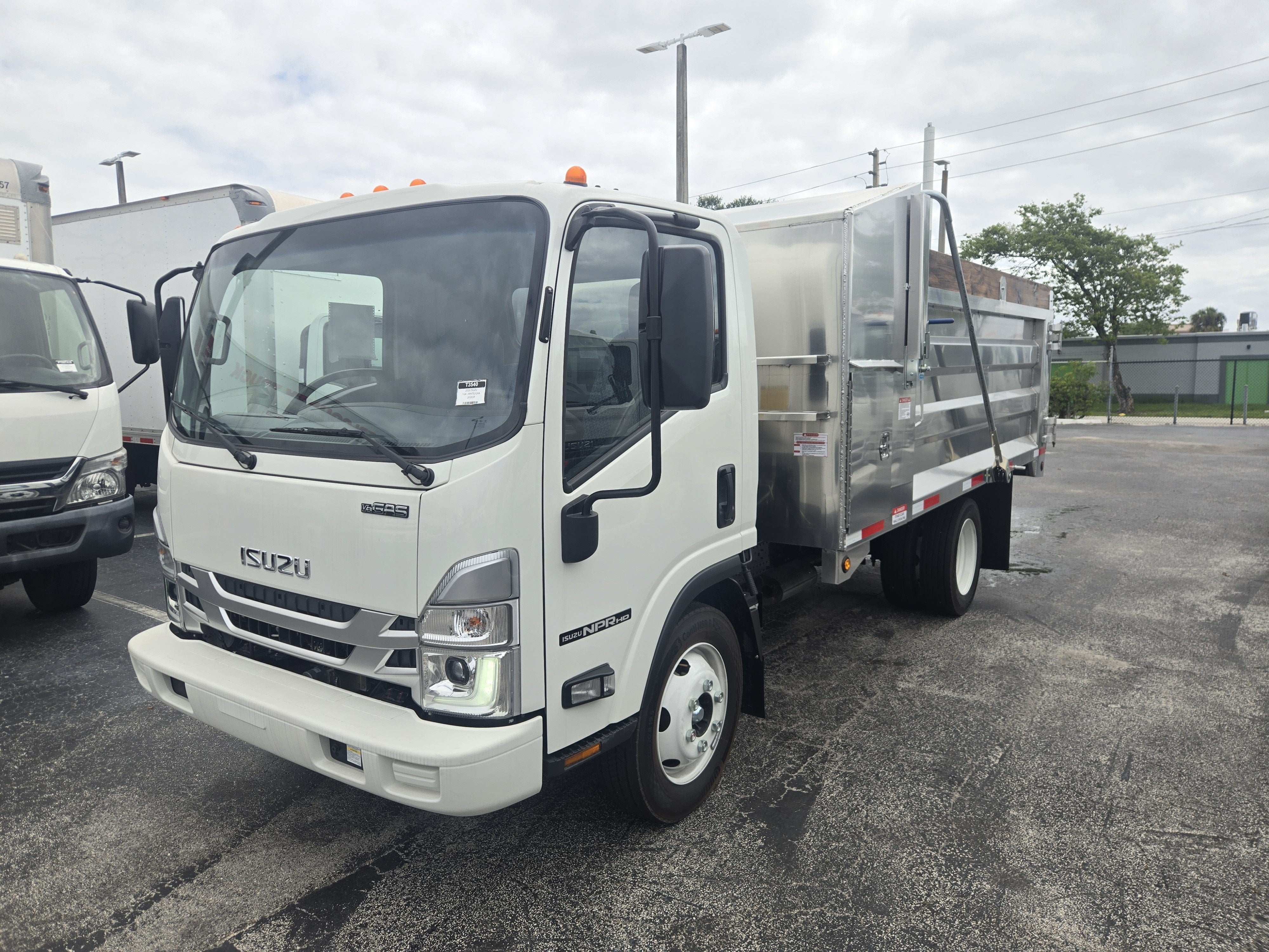2026 Isuzu NPR HD Base