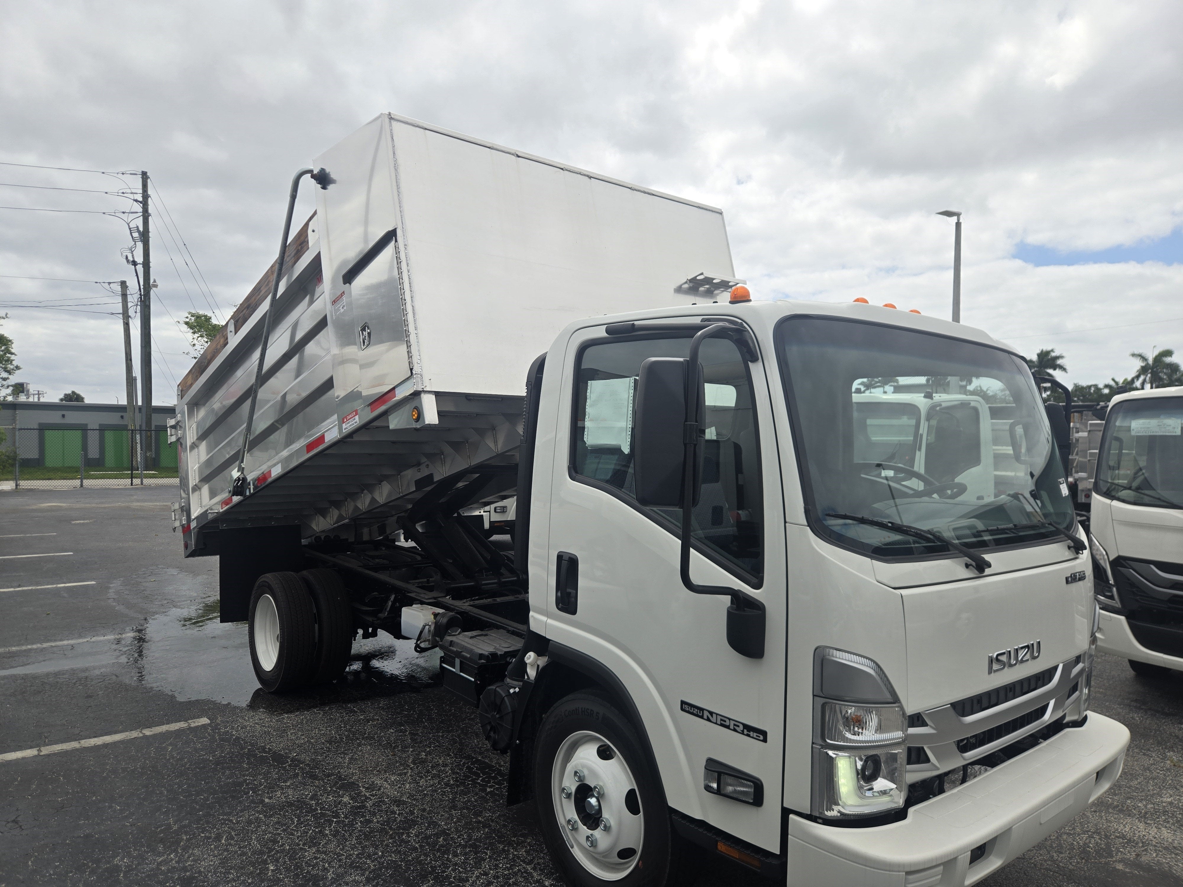 2026 Isuzu NPR HD Base