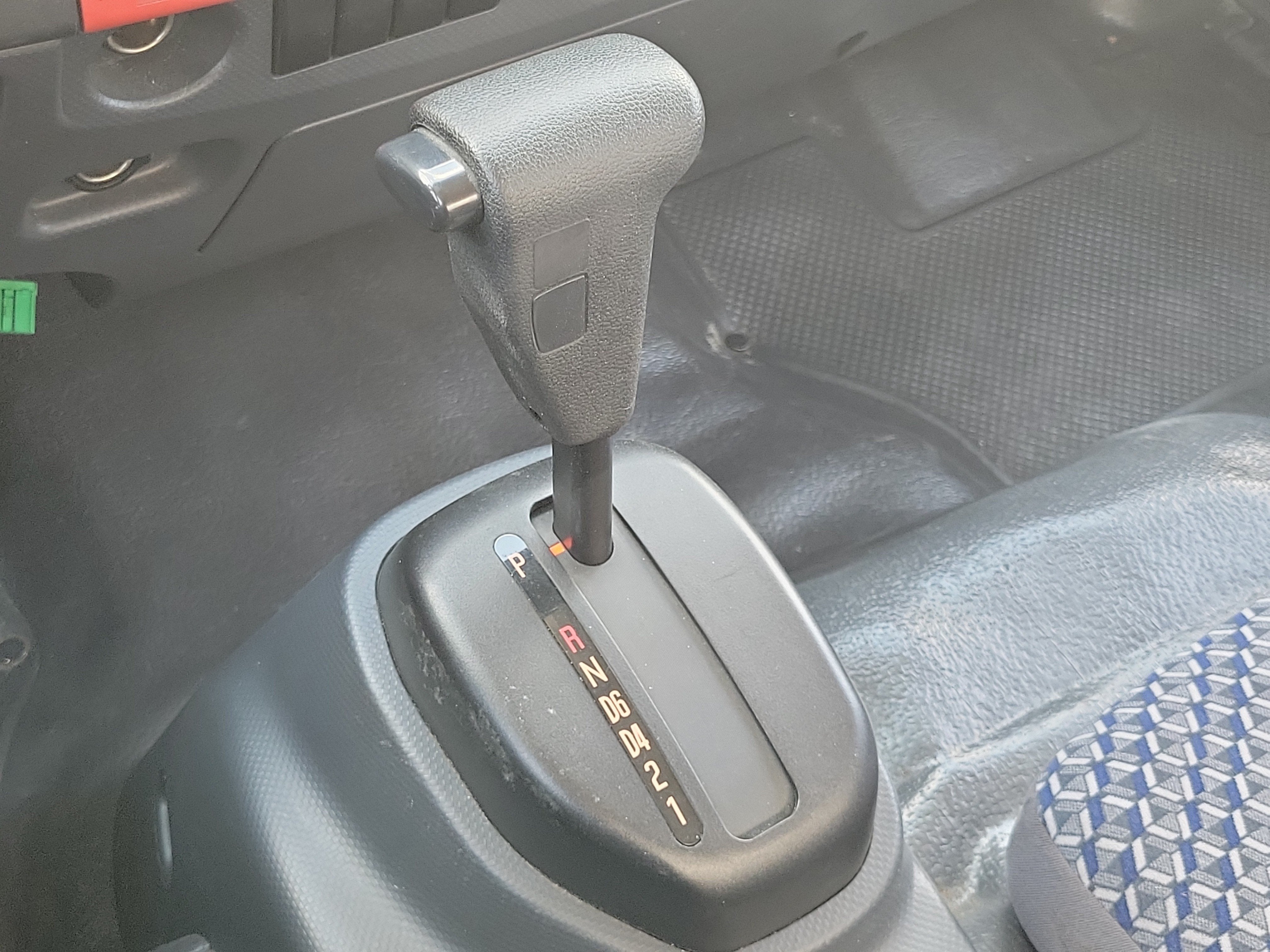 2024 ISUZU NPR Base