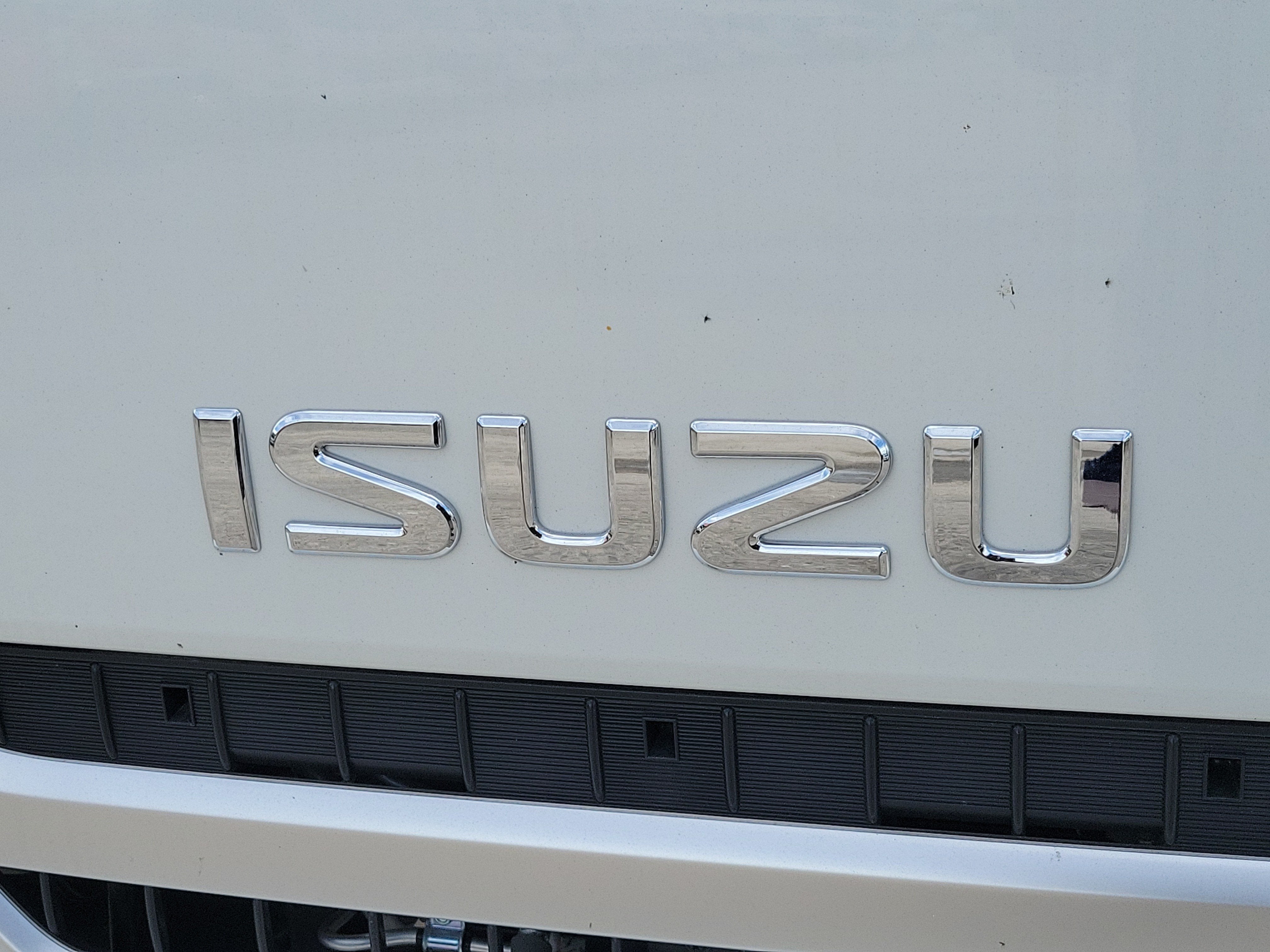 2026 Isuzu NPR HD Base