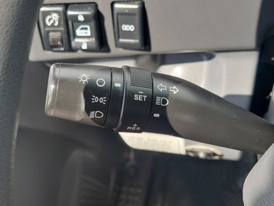 2021 ISUZU NPR Base