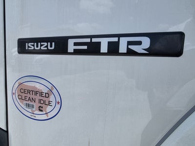 2025 Isuzu FTR Base