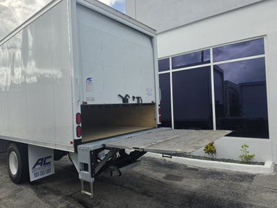 2025 Isuzu FTR Base