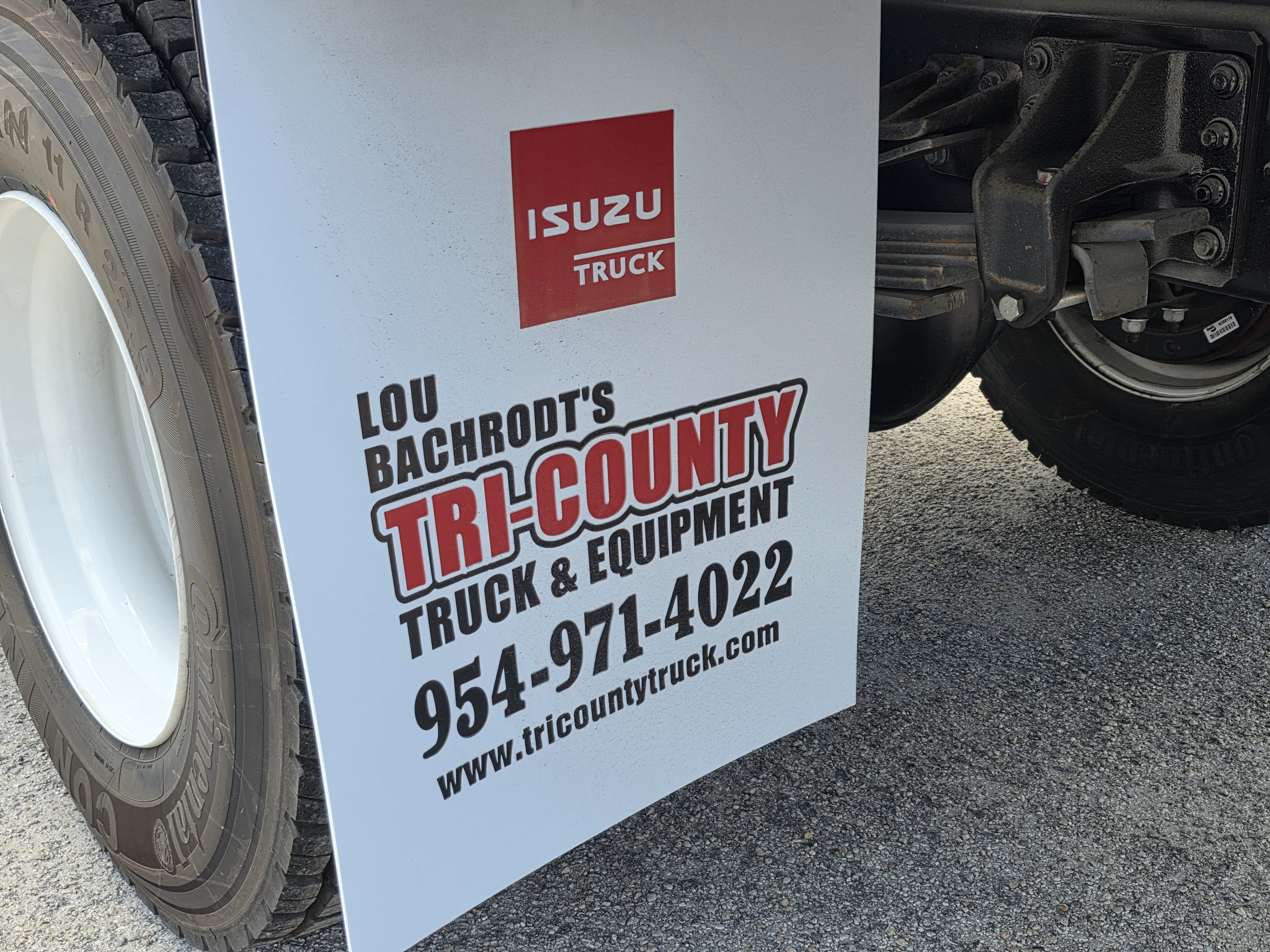 2025 Isuzu FTR Base