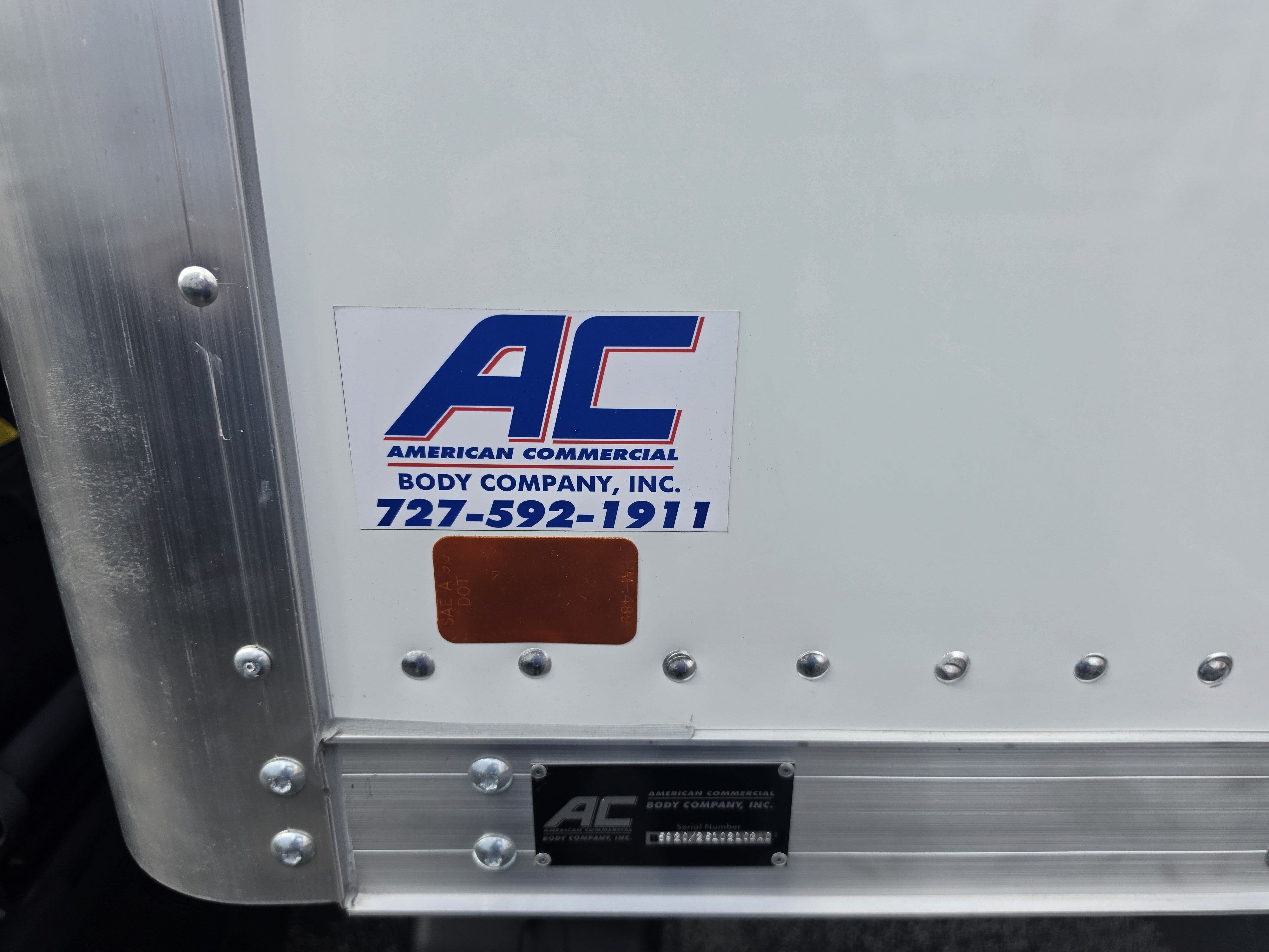 2025 Isuzu FTR Base