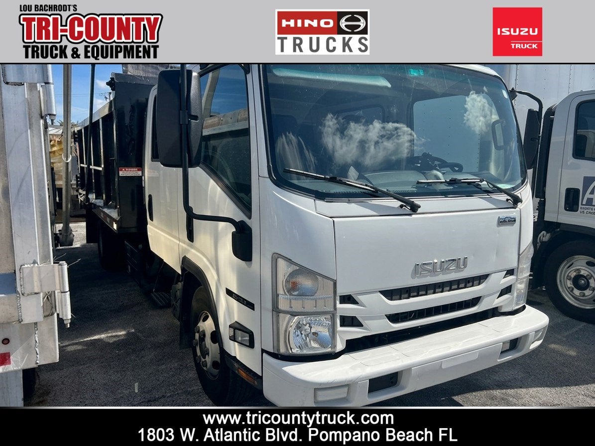 2022 ISUZU NPRHD Base