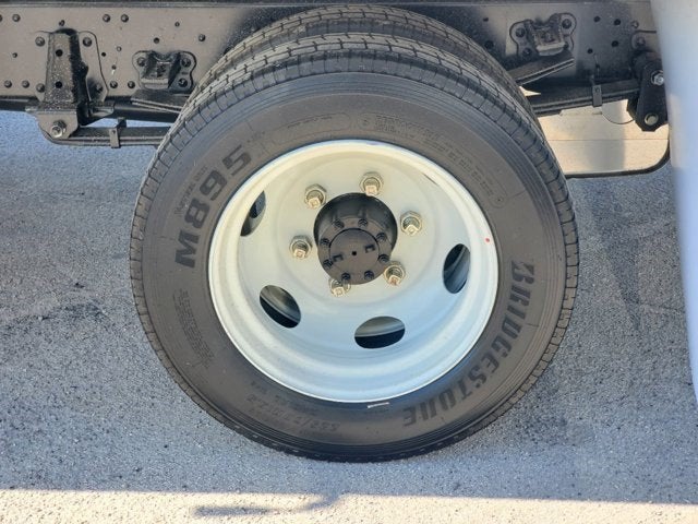 2025 Isuzu NPR HD Base