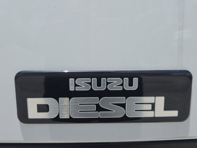2027 Isuzu NPR XD Base