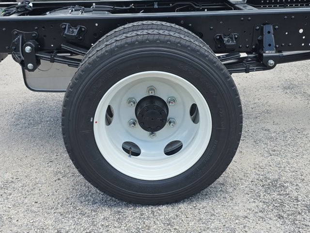 2027 Isuzu NPR XD Base