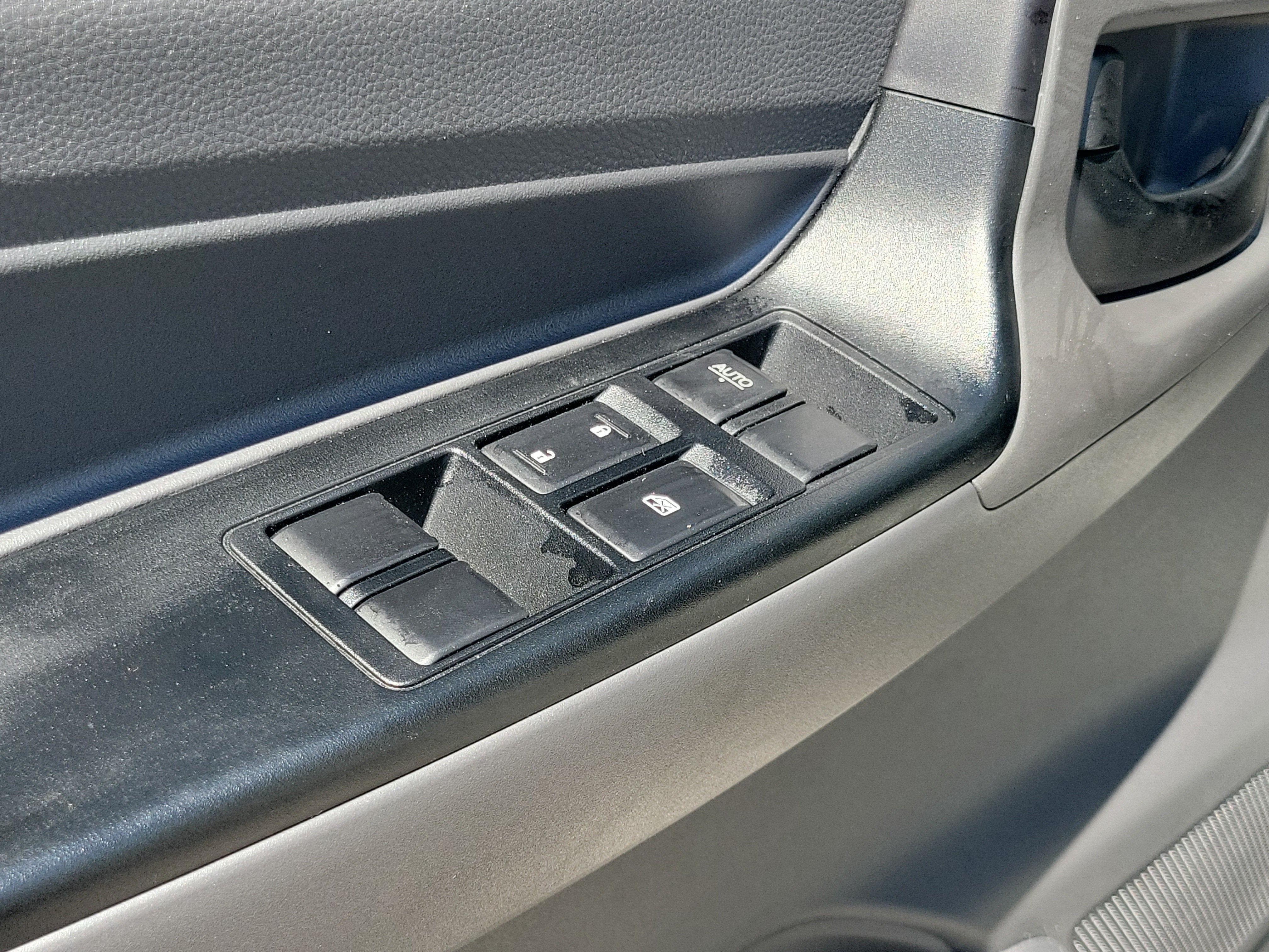 2026 Isuzu NPRXD Base