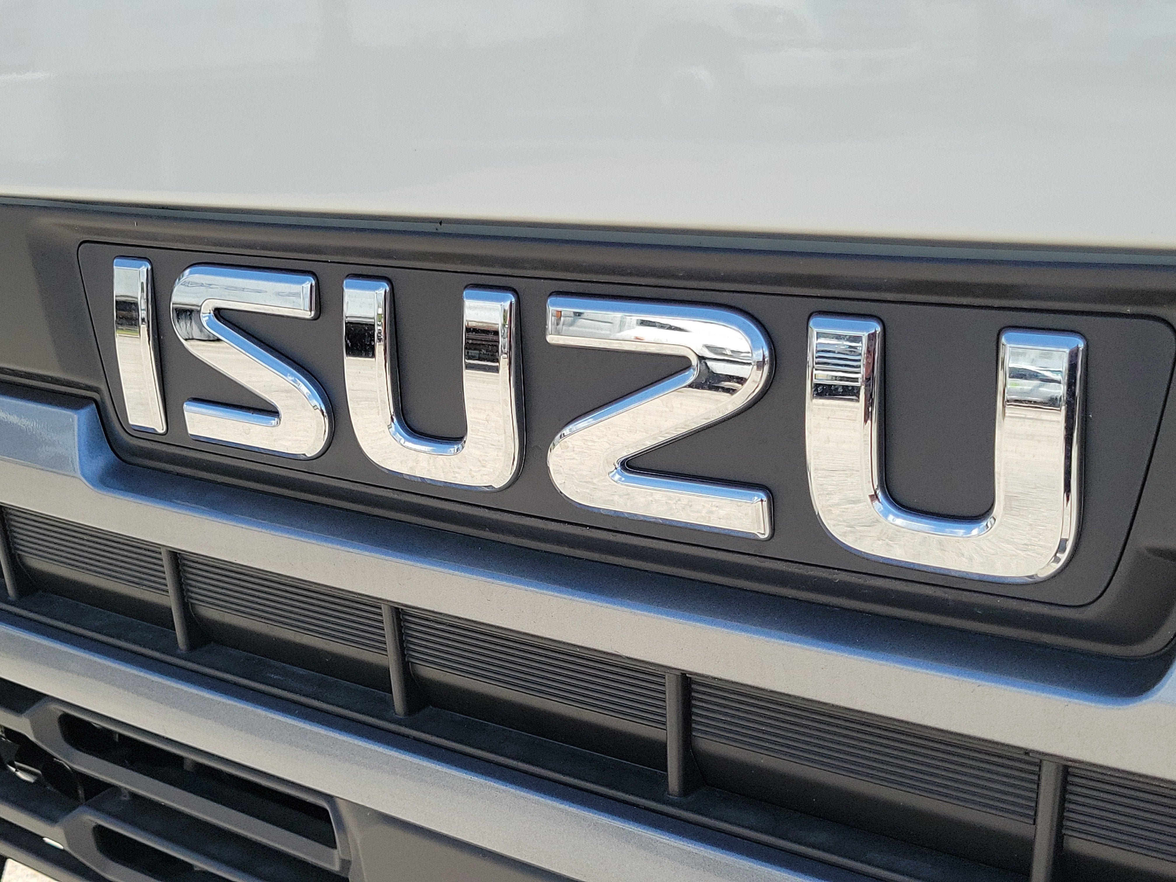 2026 Isuzu NPRXD Base