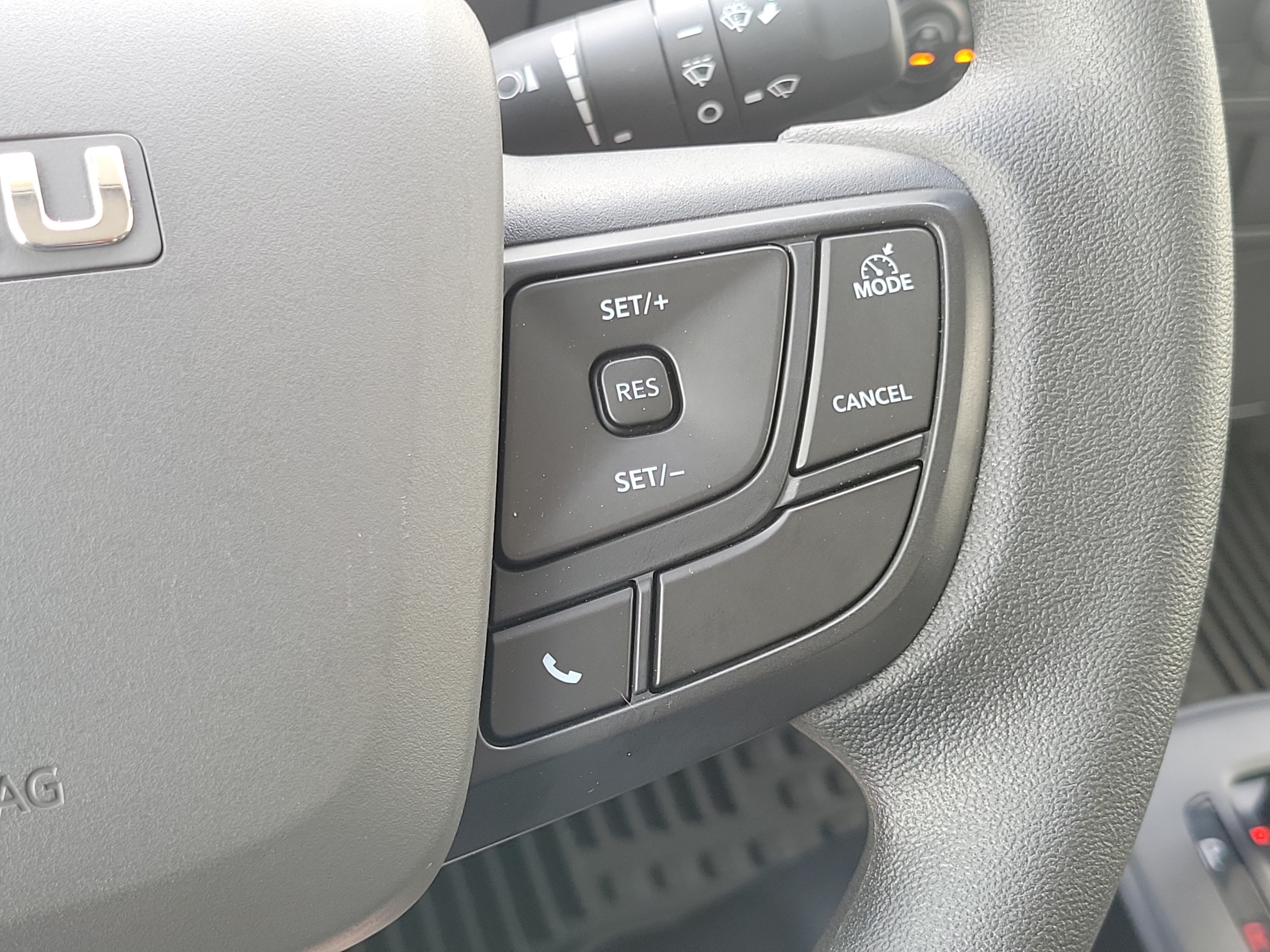 2025 Isuzu NPR HD Base