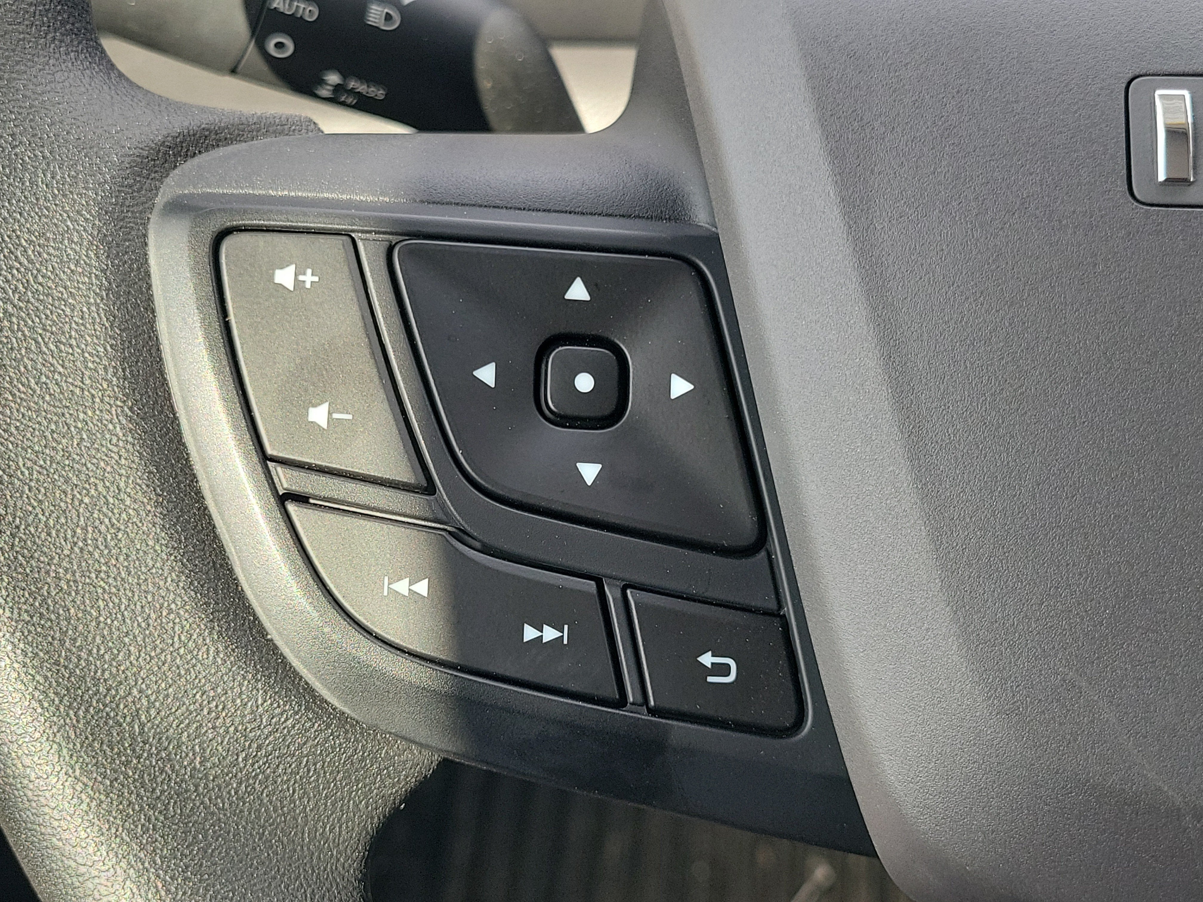 2025 Isuzu NPR HD Base