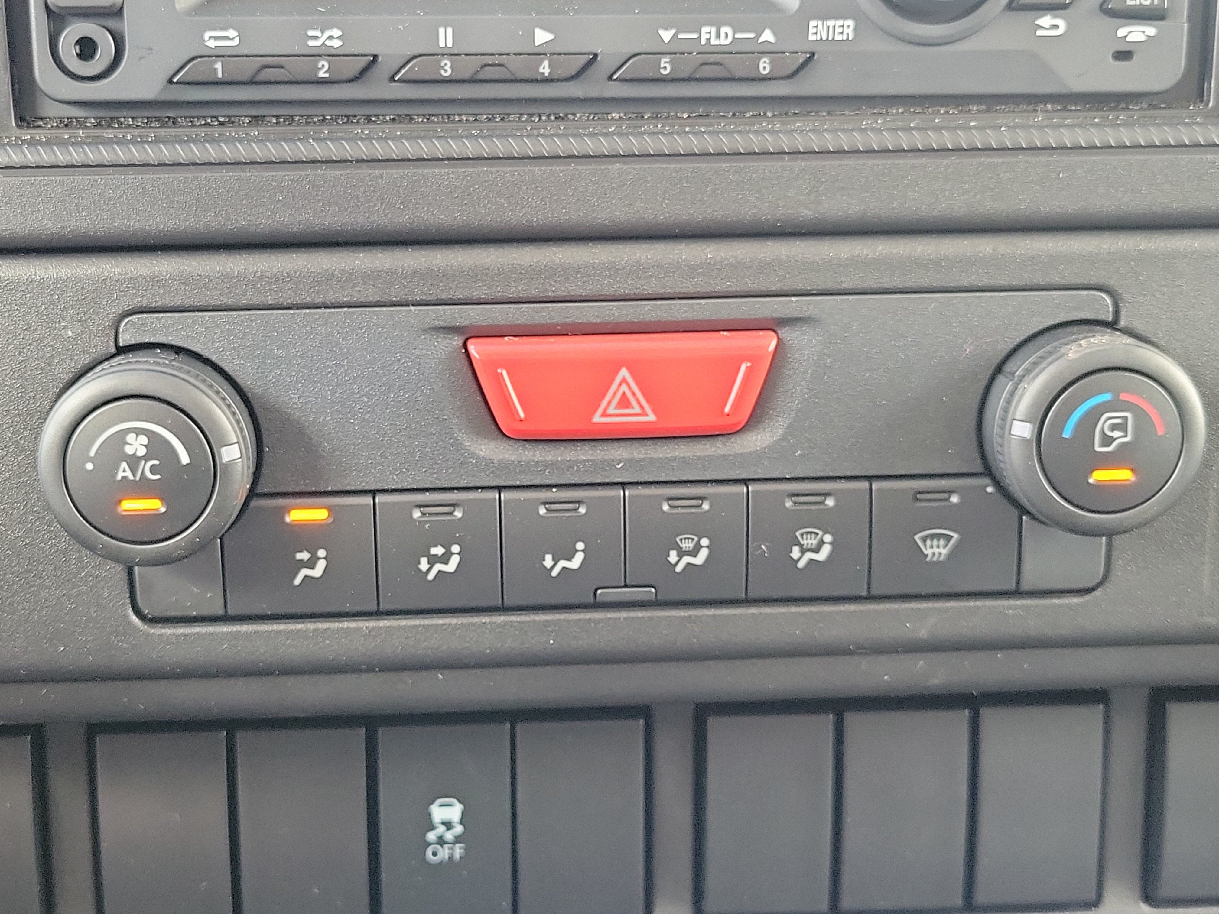 2025 Isuzu NPR HD Base