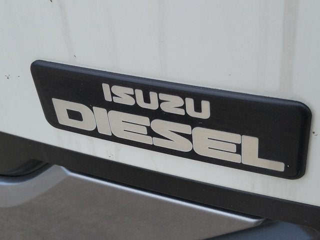 2026 Isuzu NPRXD Base