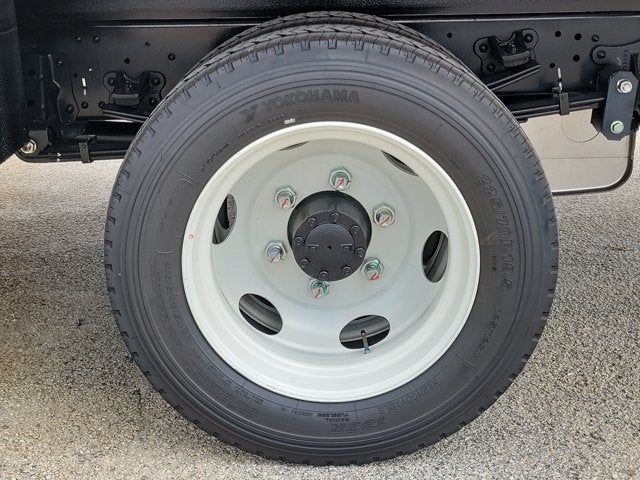 2026 Isuzu NPRXD Base