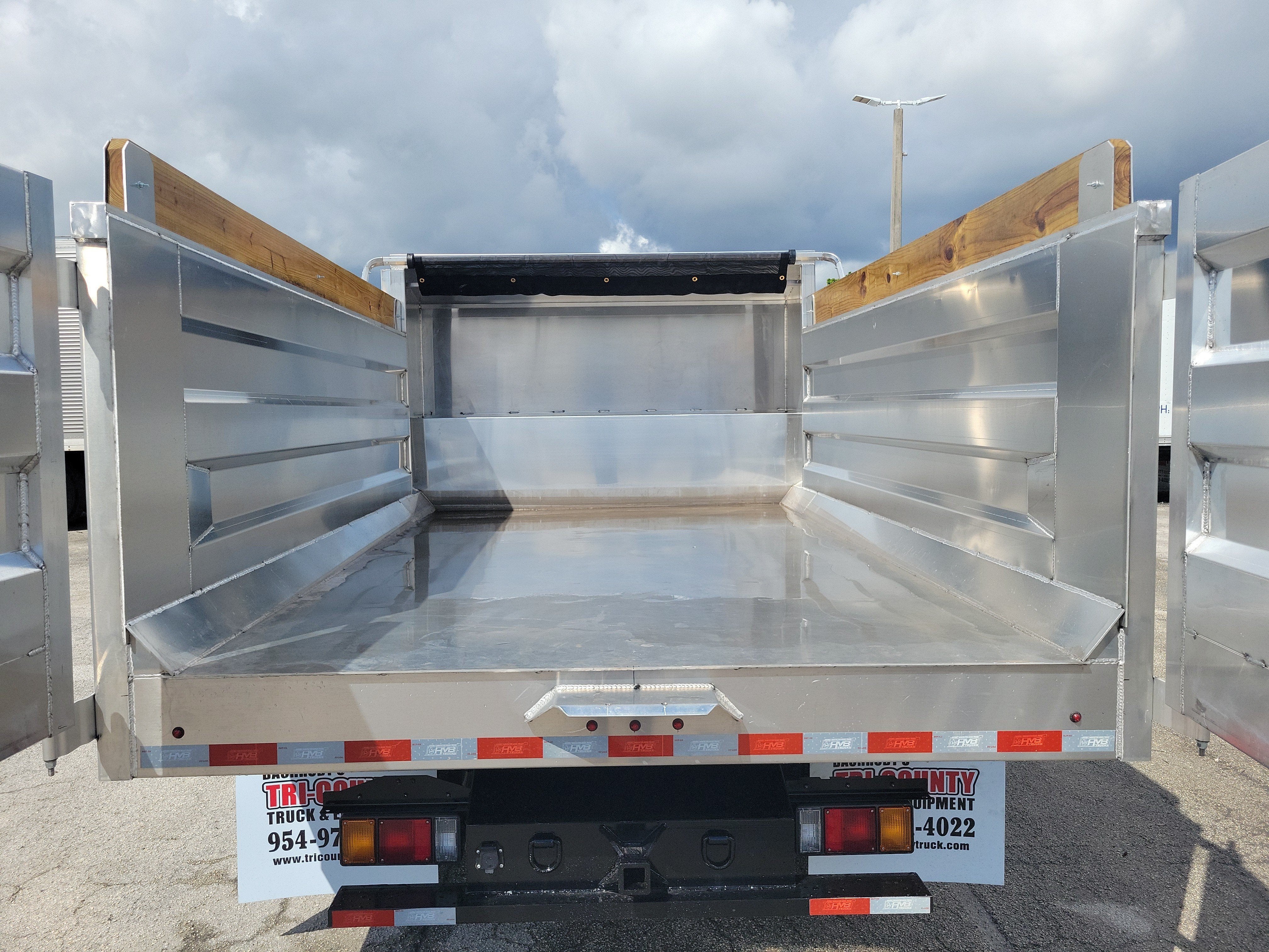 2025 Isuzu NPR HD Base