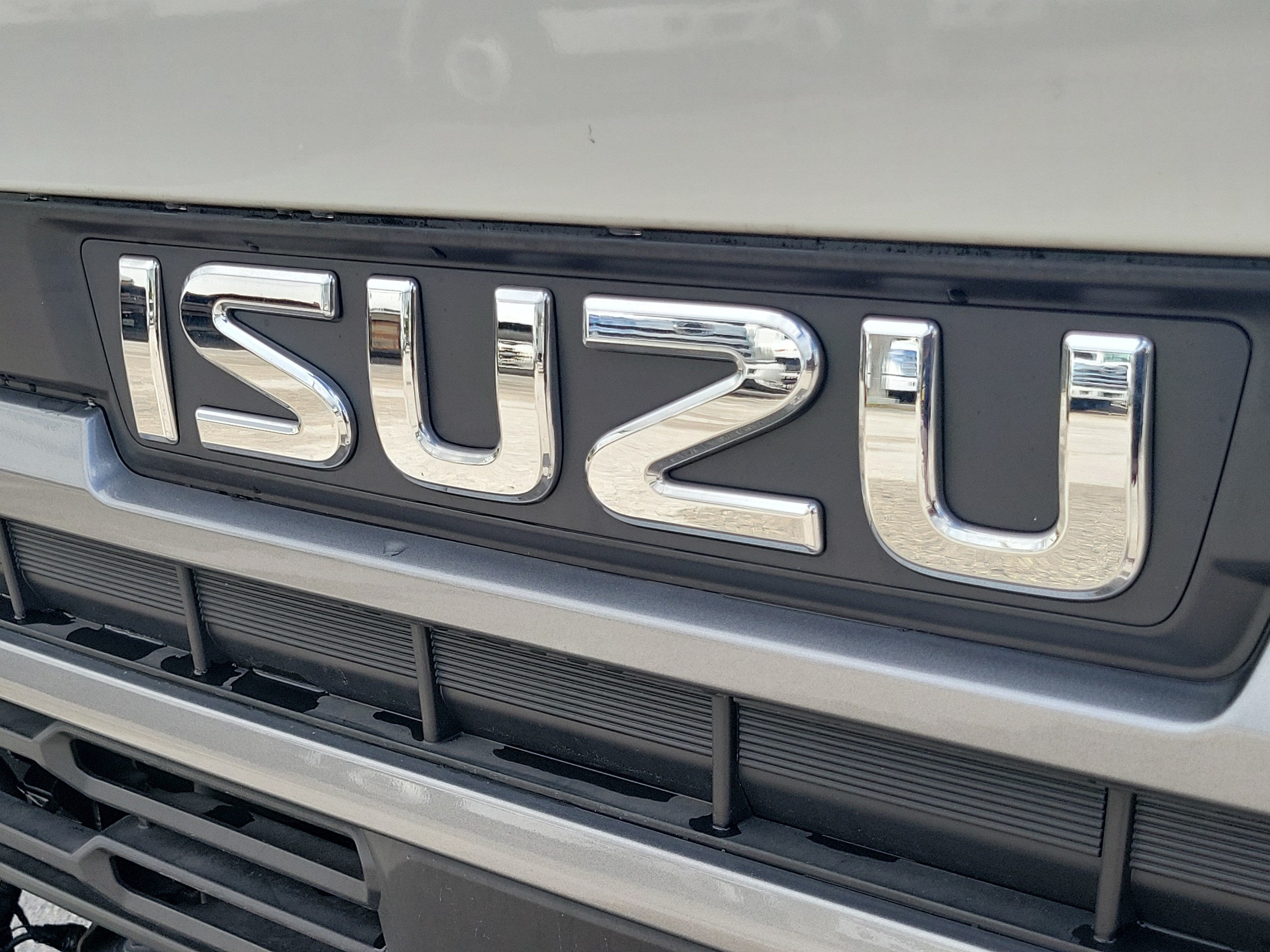 2025 Isuzu NPR HD Base