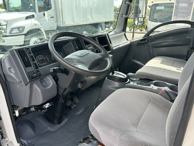 2022 ISUZU NPRHD Base