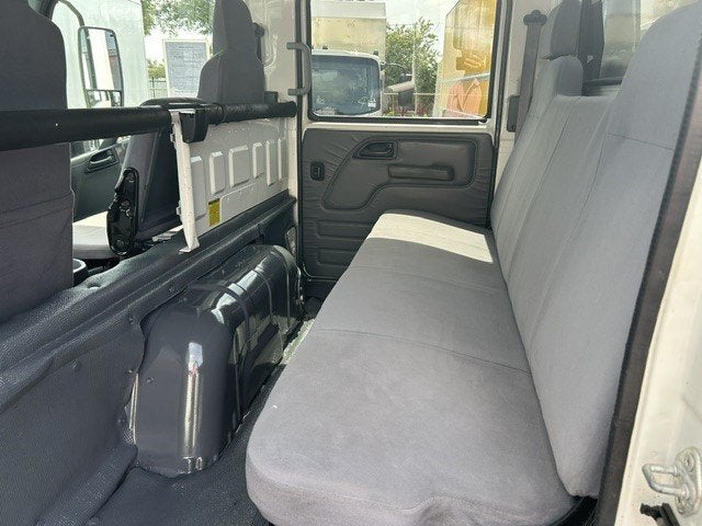 2022 ISUZU NPRHD Base