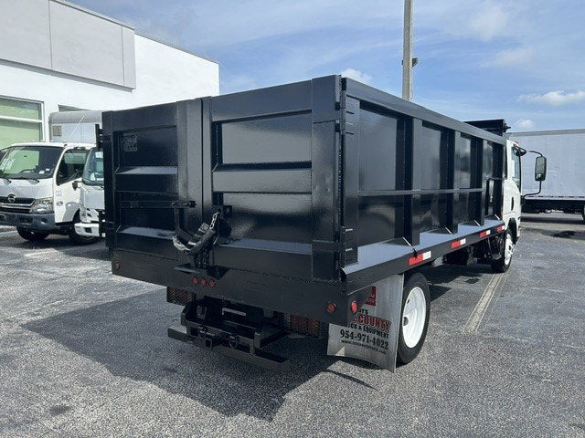 2022 ISUZU NPRHD Base