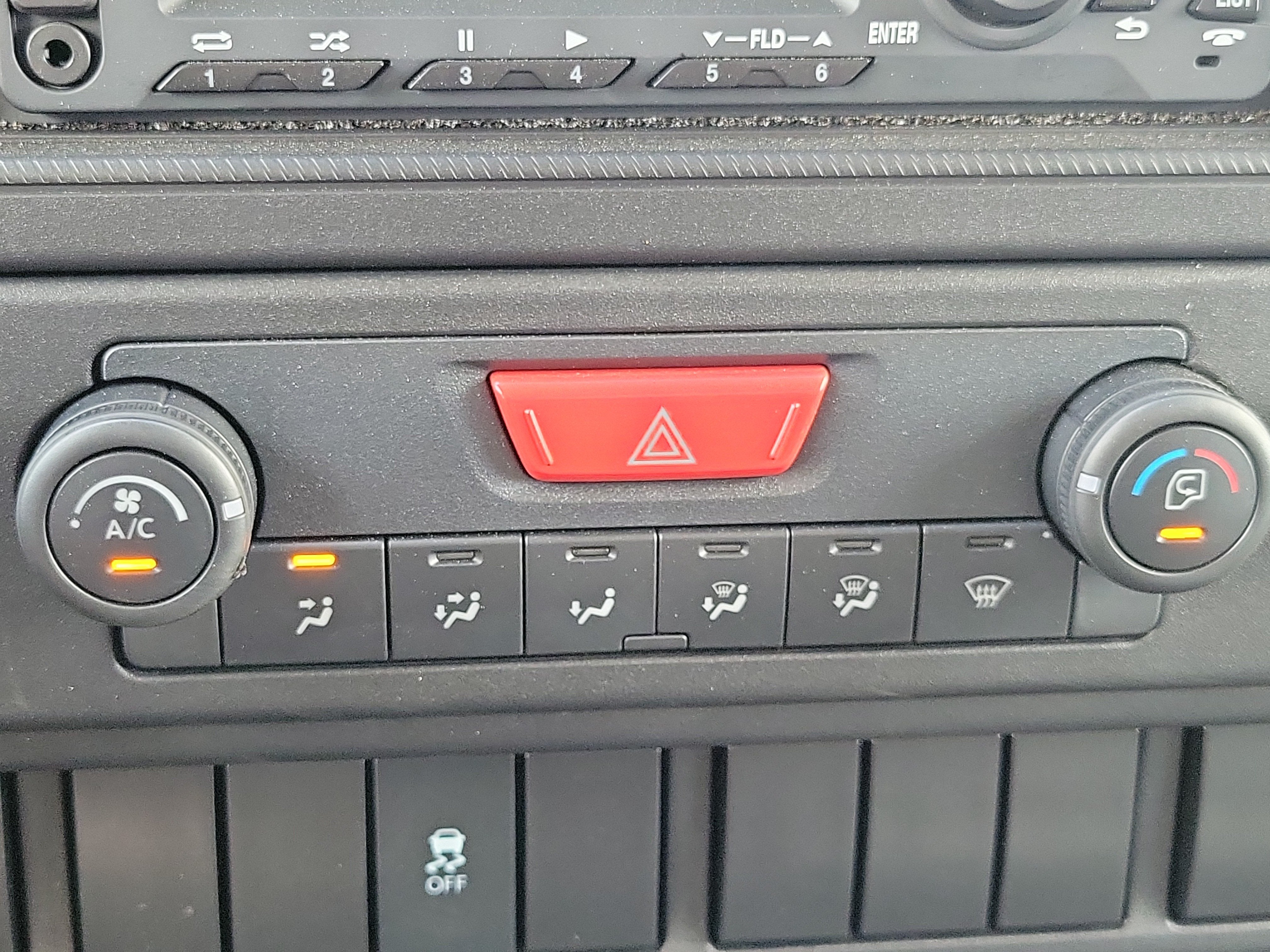 2025 Isuzu NPR HD Base